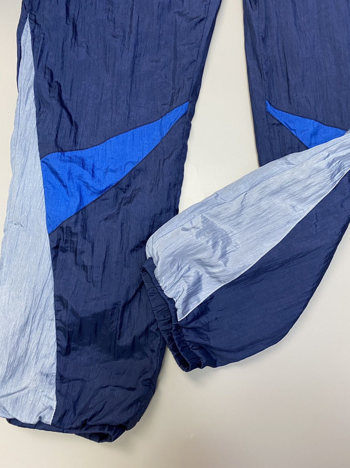 Ellesse × Vintage Vintage Ellesse Blue Nylon Track Pants Size US 34 / EU 50 - 10 Thumbnail