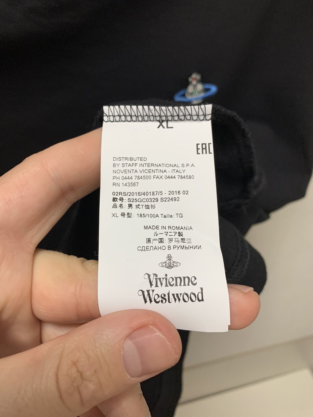 Vivienne Westwood Vivienne Westwood black t-shirt Xl sz Size US XL / EU 56 / 4 - 4 Thumbnail