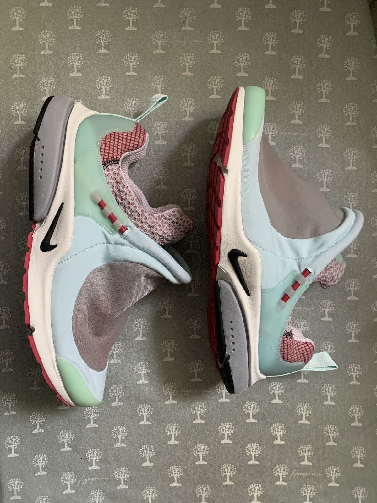 image of Comme Des Garcons Homme Plus Nike Cdg Homme Plus Bv0071 Shoes in Blue Green Grey Red (Size 12)