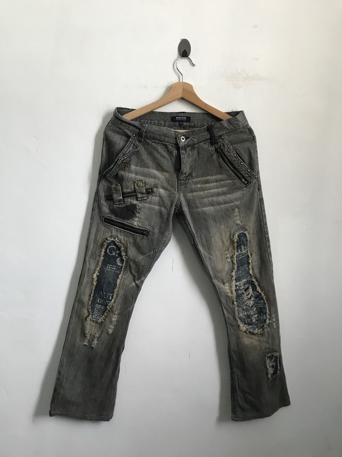 In The Attic In The Attic Flare Distressed Denim Jeans Size US 30 / EU 46 - 1 Thumbnail