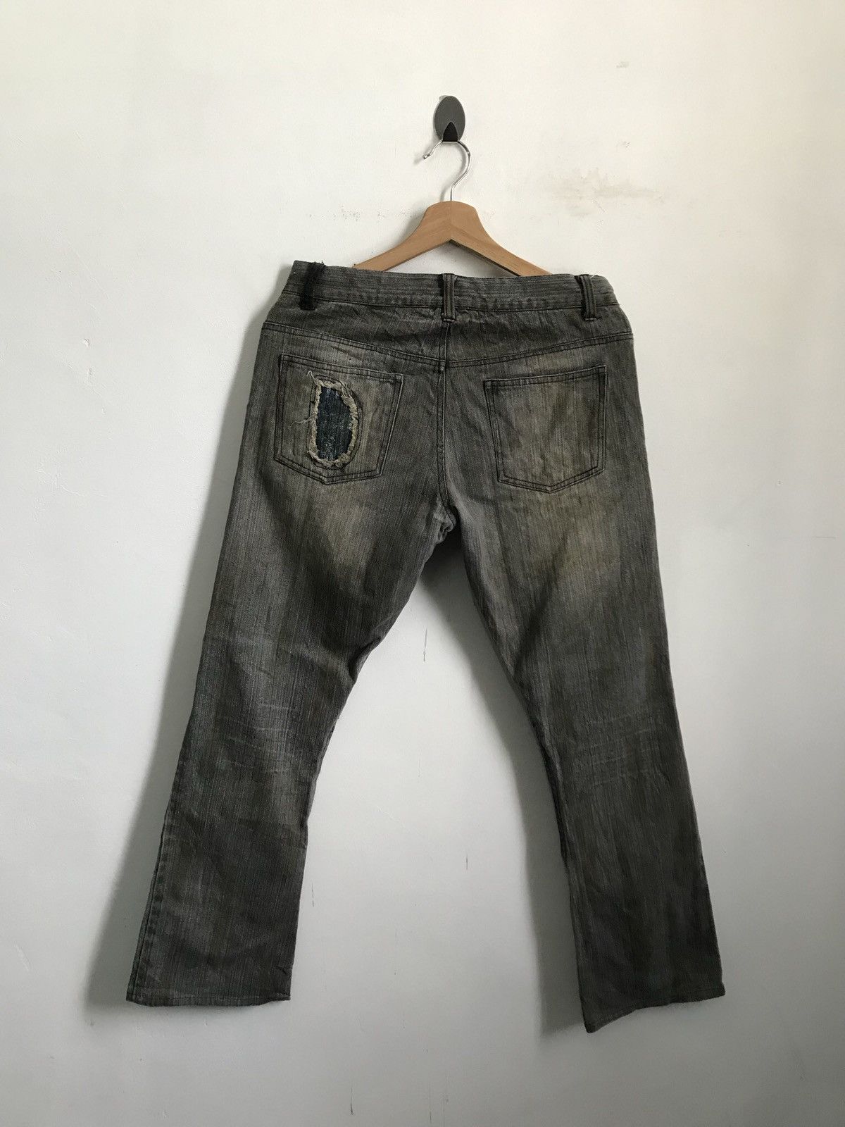 In The Attic In The Attic Flare Distressed Denim Jeans Size US 30 / EU 46 - 2 Thumbnail
