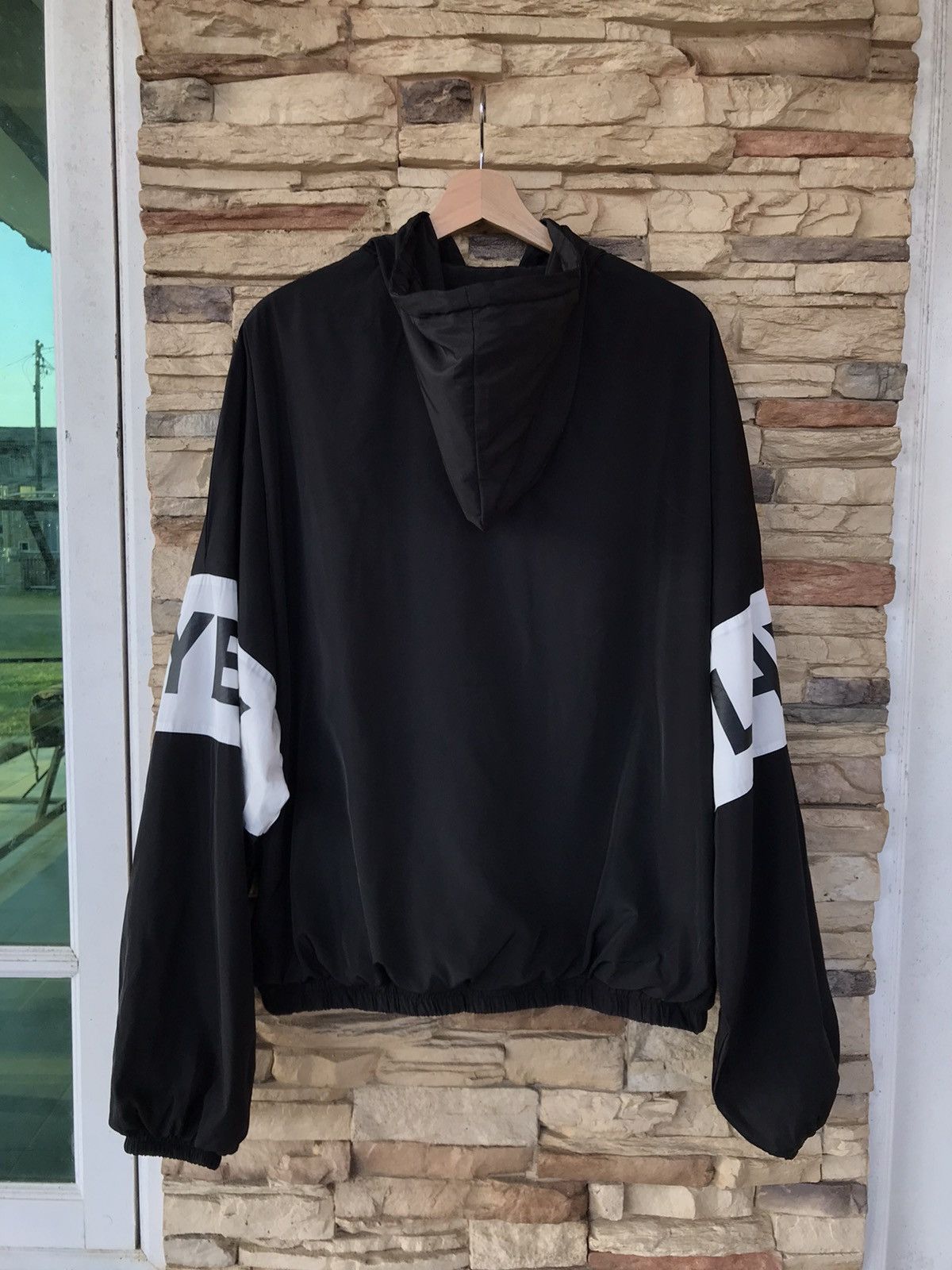 Playboy Vintage Playboy Windbreaker Hoodies Size US L / EU 52-54 / 3 - 10 Thumbnail
