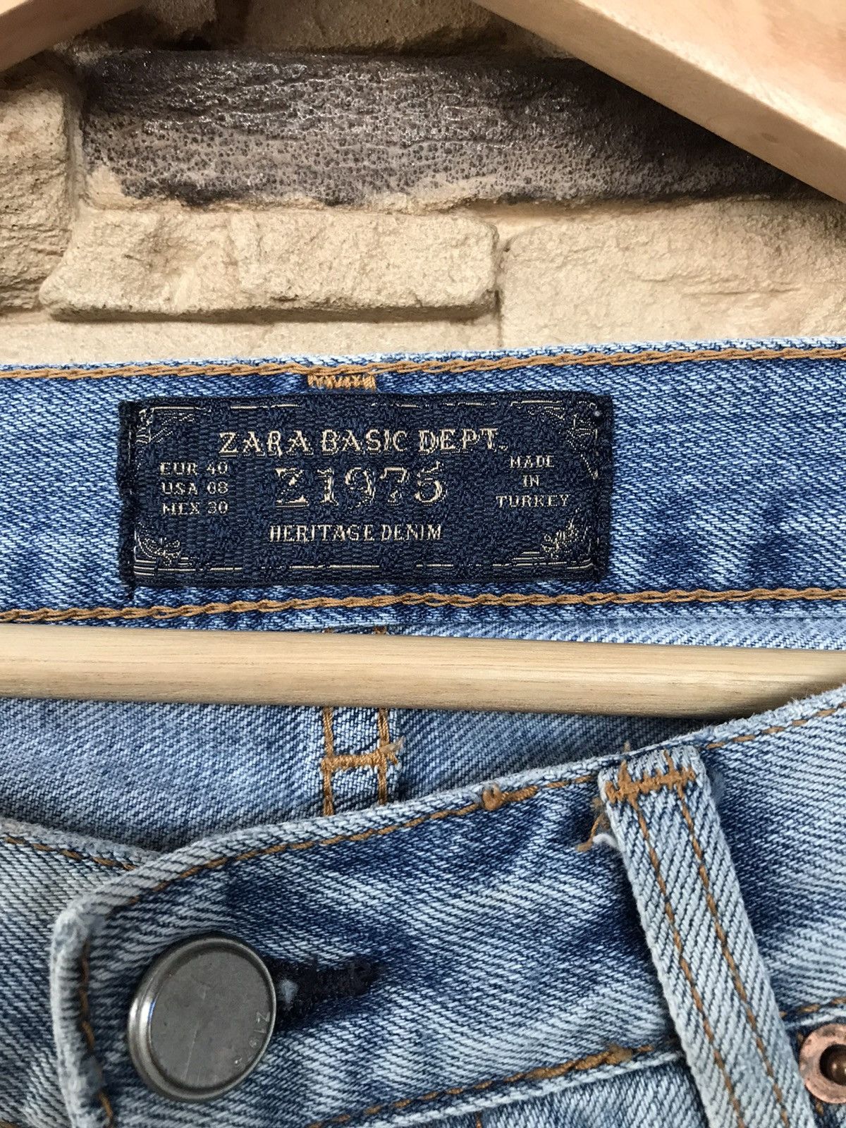 Vintage Vintage Zara Distressed Jeans Size US 33 - 3 Thumbnail