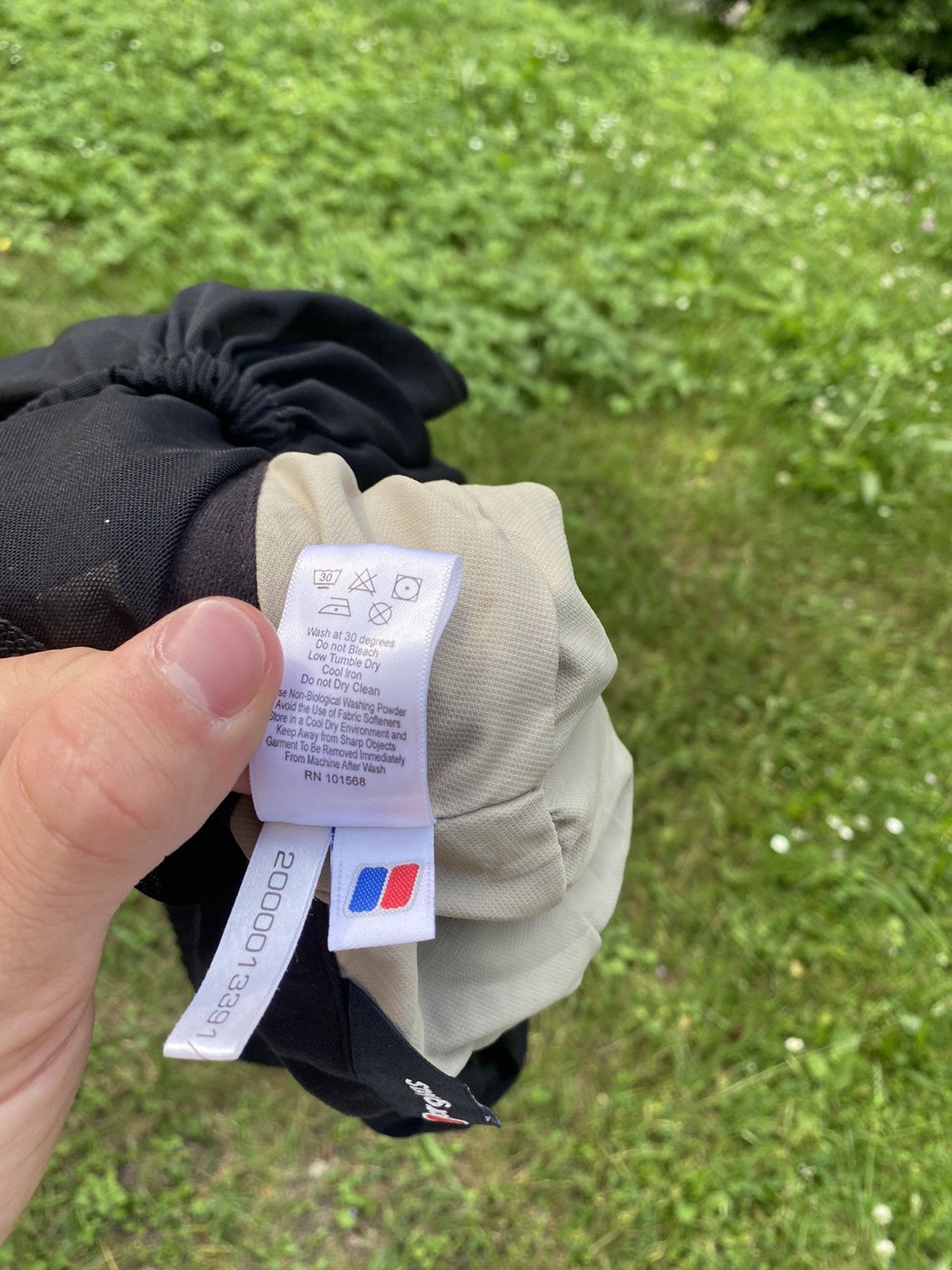 Berghaus outdoor streetwear y2k hats berghaus gorpcore drip Size ONE SIZE - 6 Thumbnail