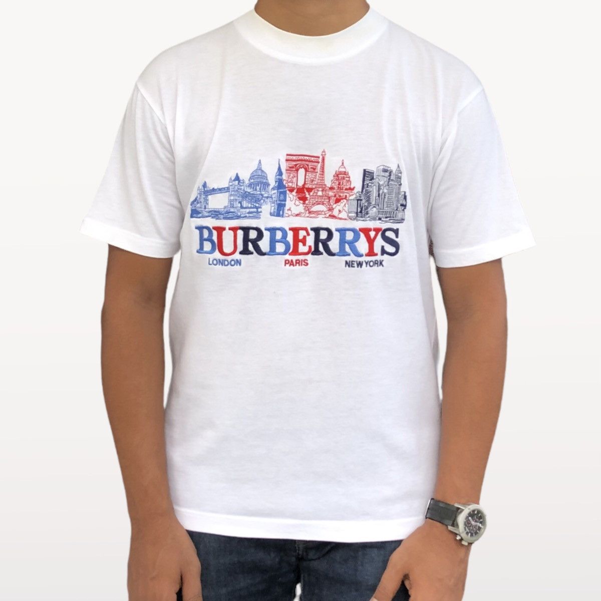 Burberry Collection Burberrys VTG 90s Embroidery T shirt Size US M / EU 48-50 / 2 - 1 Thumbnail