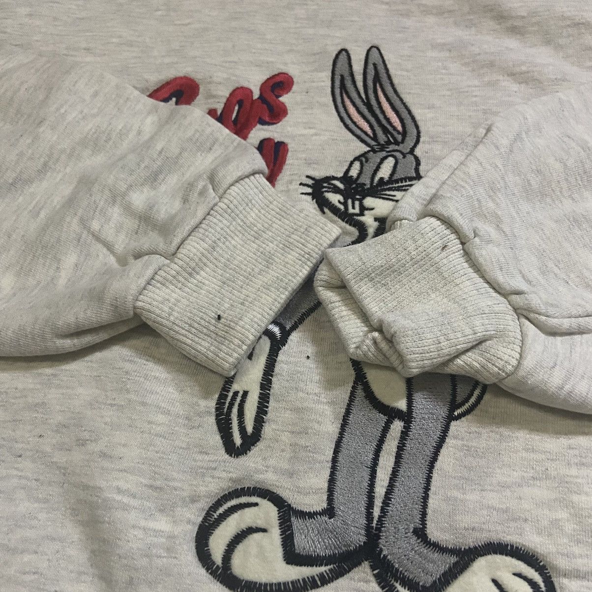 Cartoon Network Vintage 90s bugs bunny sweatshirt cartoon Size US M / EU 48-50 / 2 - 3 Thumbnail