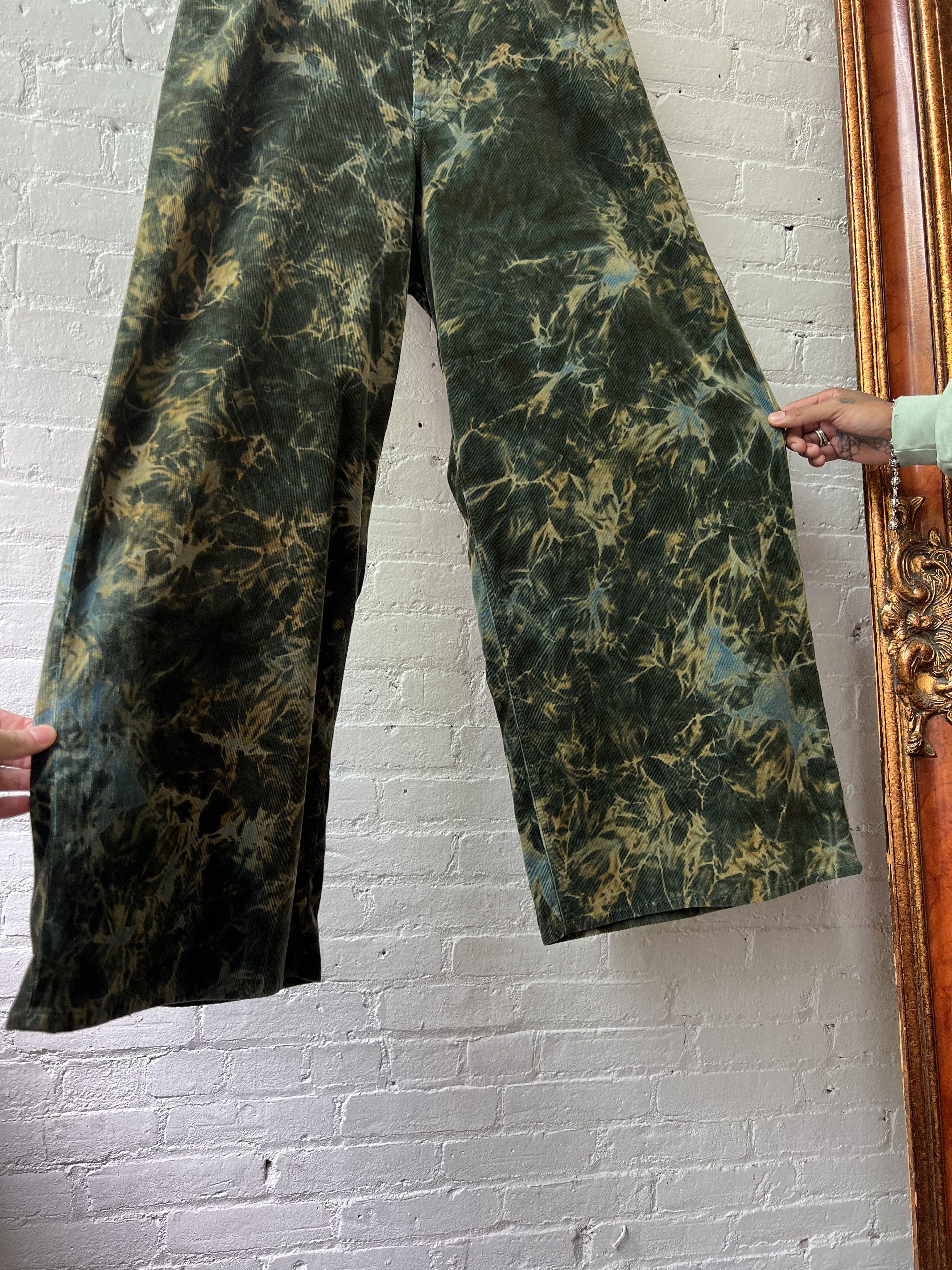 Celine Celine Tie-Dye Oversize Corduroy Pant 4G SELLER Size US 33 - 4 Thumbnail