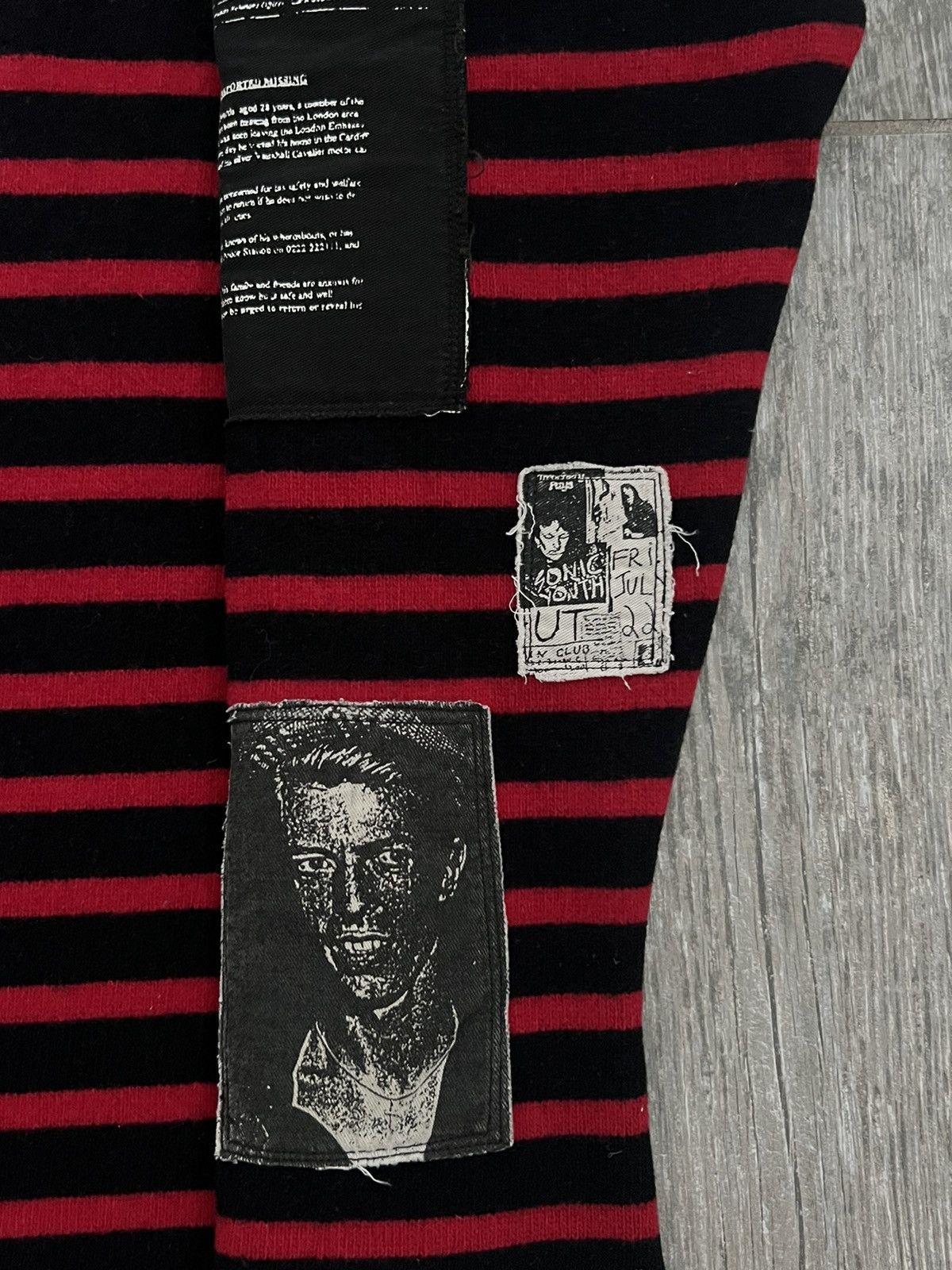 Raf Simons AW2001-2002 Raf Simons Riot Riot Riot Red Patch Turtleneck Size US XL / EU 56 / 4 - 7 Thumbnail