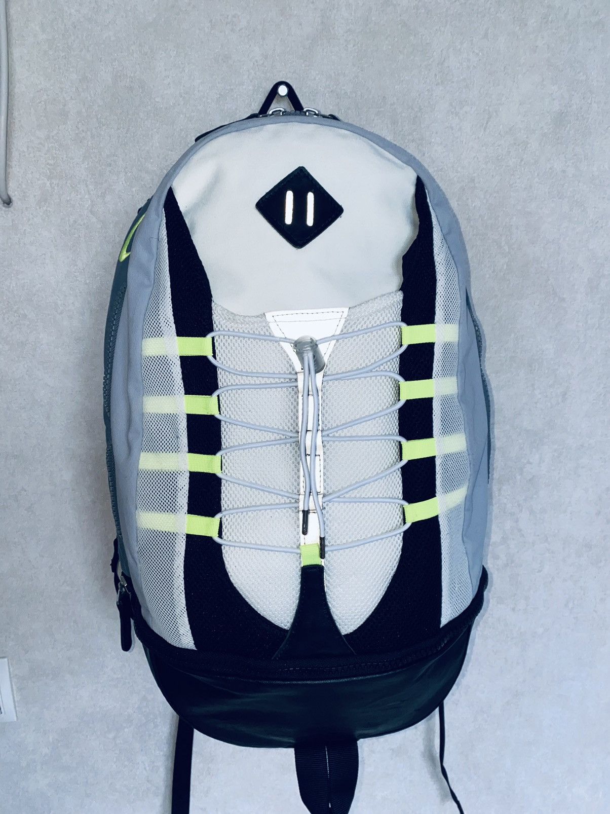 Nike × Supreme × atmos NikeLab Air Max95 Neon Backpack Tn 2015 Size ONE SIZE - 8 Thumbnail