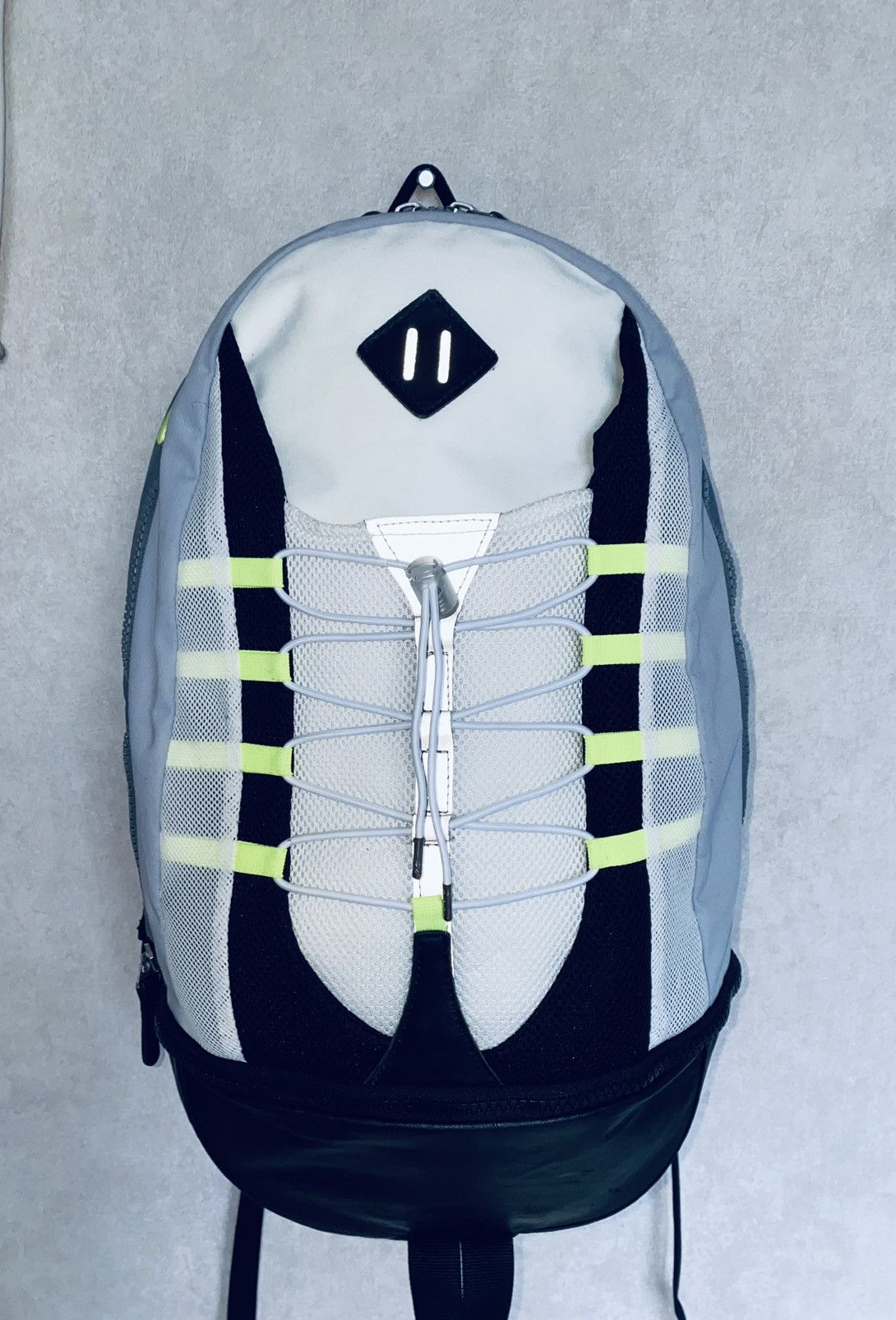 Nike air max 95 best sale neon backpack