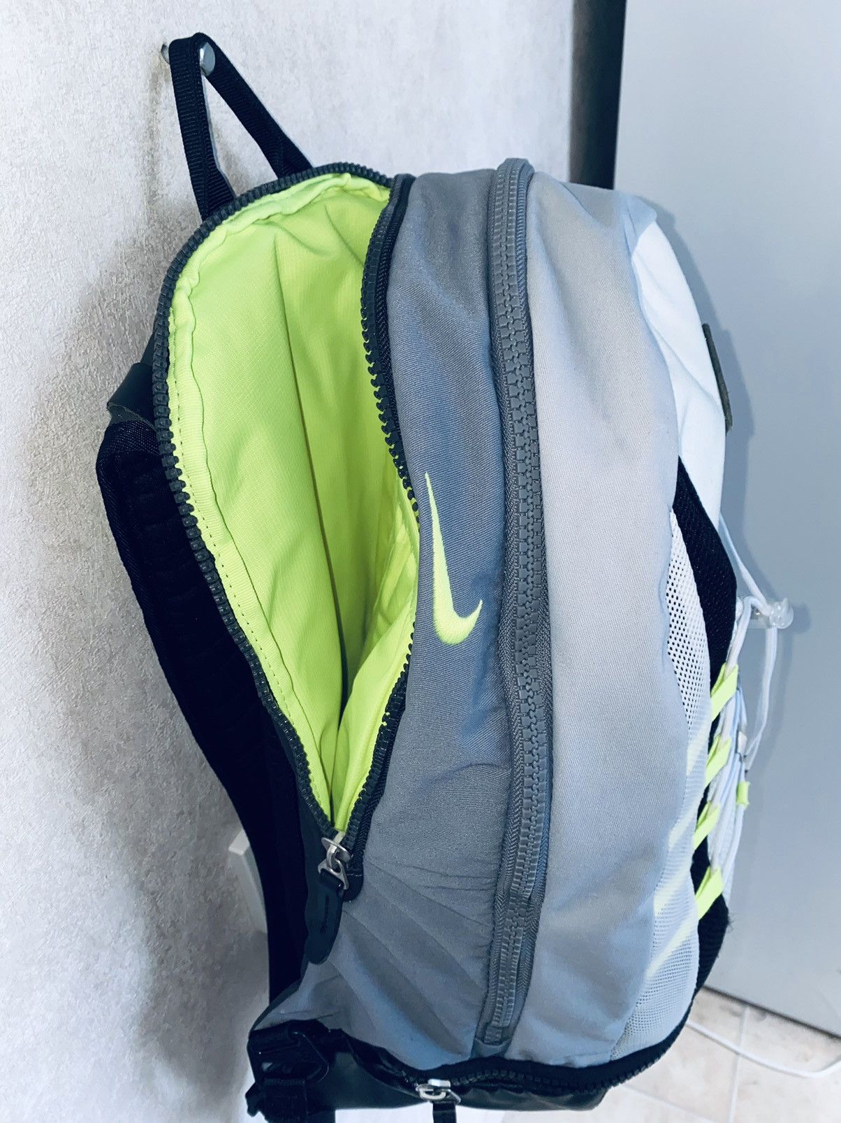 Nike × Supreme × atmos NikeLab Air Max95 Neon Backpack Tn 2015 Size ONE SIZE - 6 Thumbnail