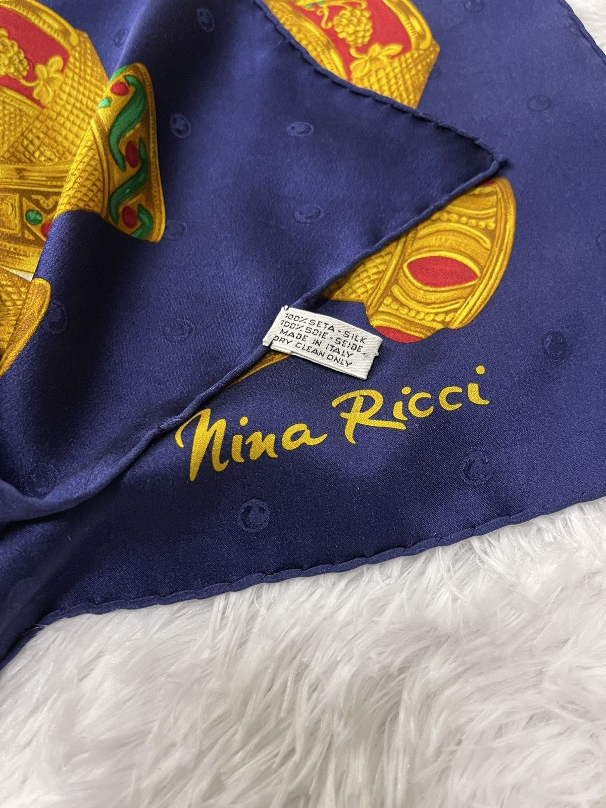 Nina Ricci Vintage Luxury Nina Ricci Silk Scarves Italy Size ONE SIZE - 12 Thumbnail