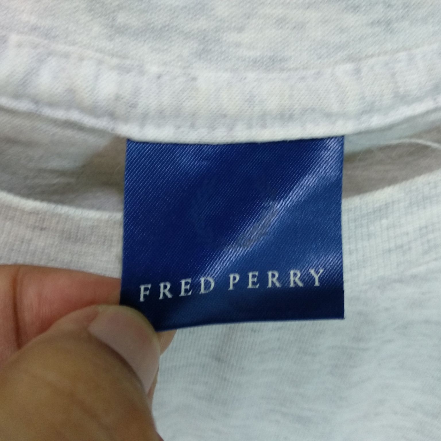 Fred Perry Vintage 90's FRED PERRY Big Spell Out Logo T Shirt Size US M / EU 48-50 / 2 - 7 Thumbnail