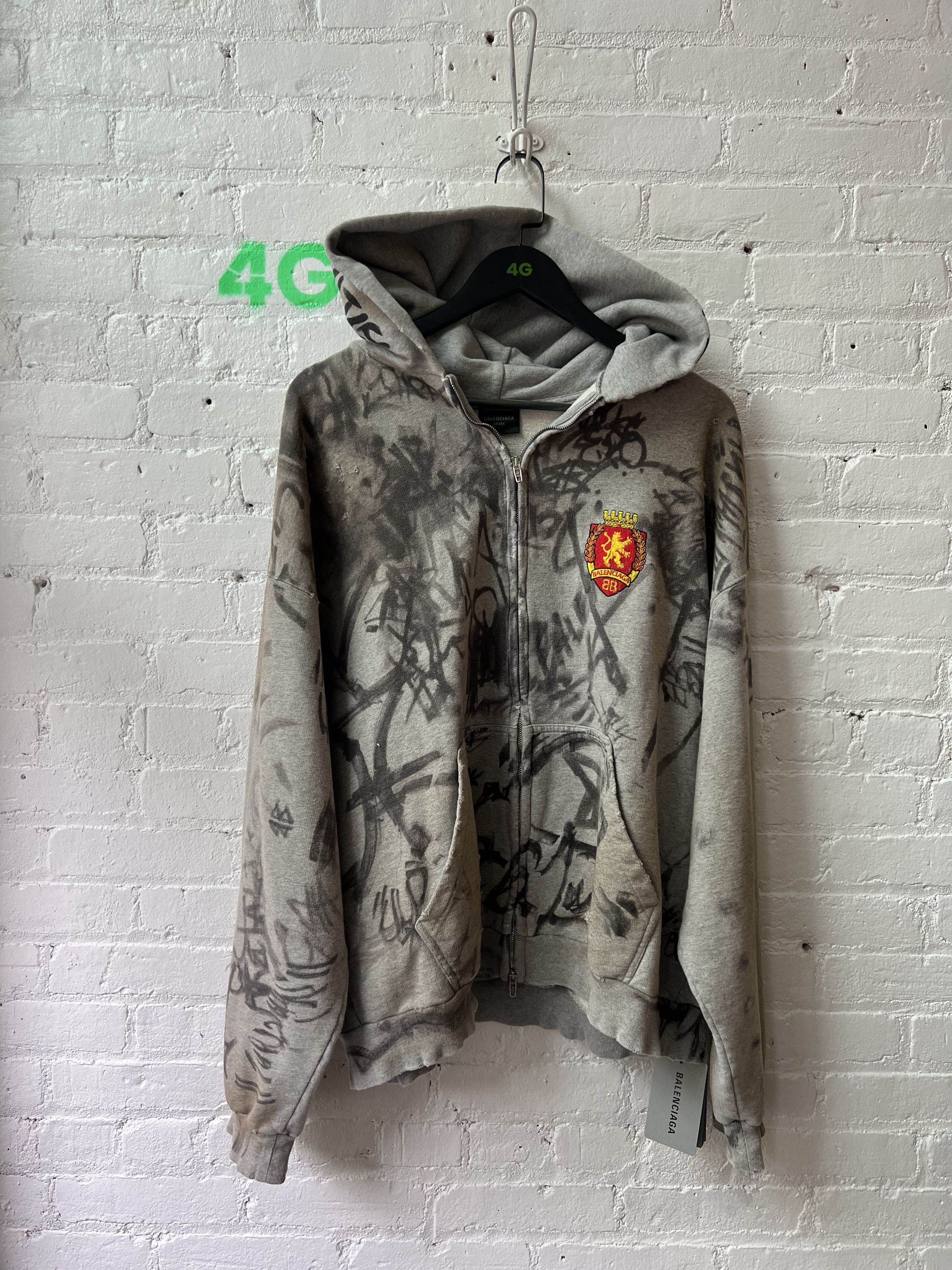 Balenciaga Balenciaga Graffiti THRASHED Runway Hoodie Size US M / EU 48-50 / 2 - 8 Thumbnail