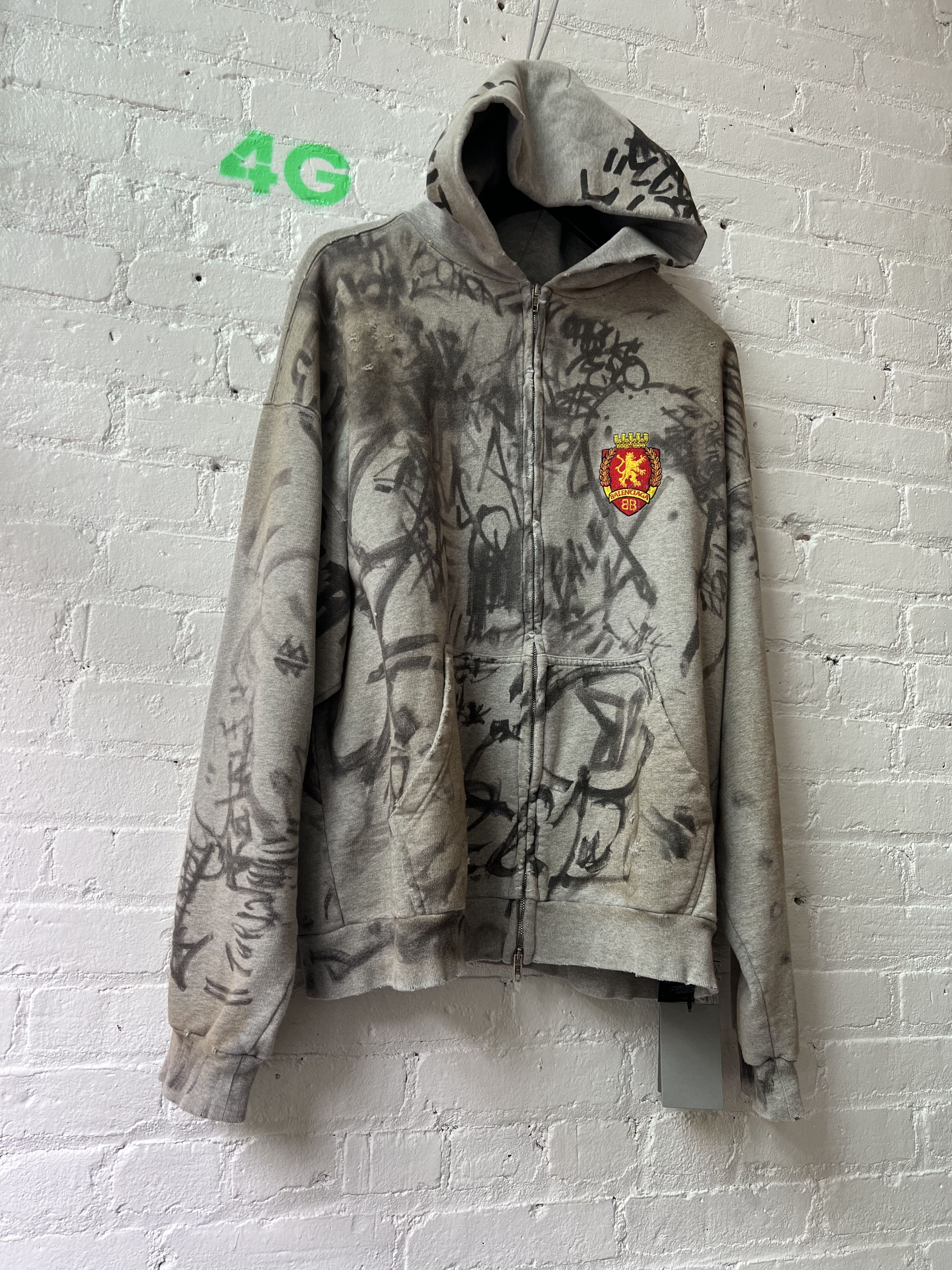 Balenciaga Balenciaga Graffiti THRASHED Runway Hoodie Size US M / EU 48-50 / 2 - 2 Thumbnail