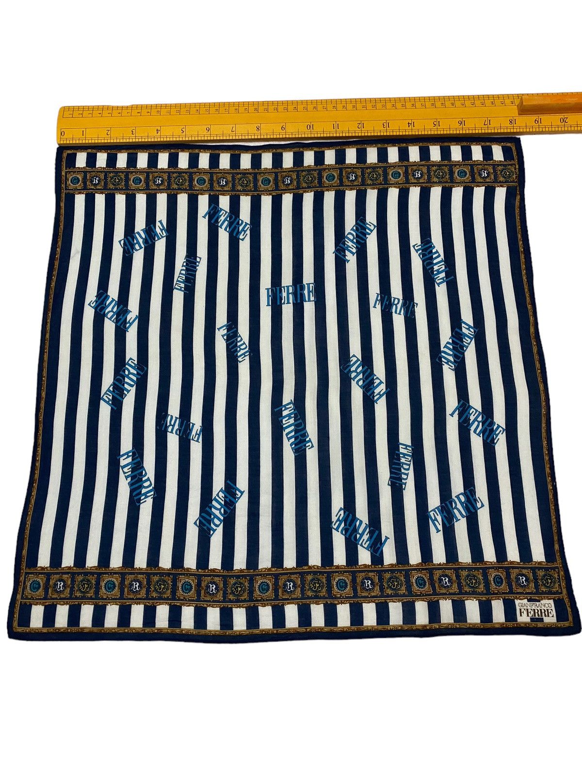 Gianfranco Ferre Gianfranco Ferre Handkerchief Size ONE SIZE - 4 Thumbnail
