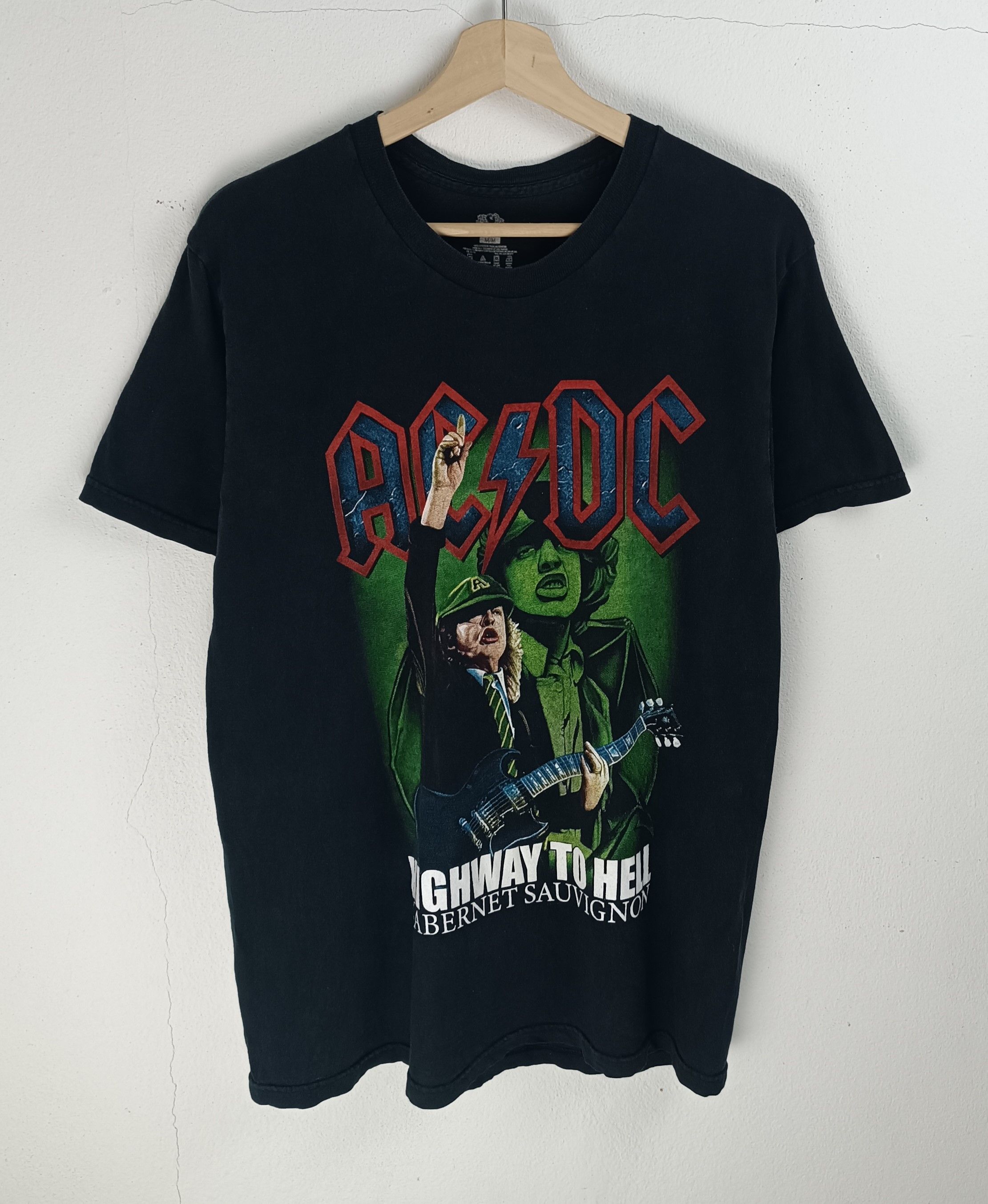 Band Tees VINTAGE ACDC 'HIGHWAY TO HELL' TEE (bon jovi KISS zeppelin) Size US M / EU 48-50 / 2 - 3 Thumbnail
