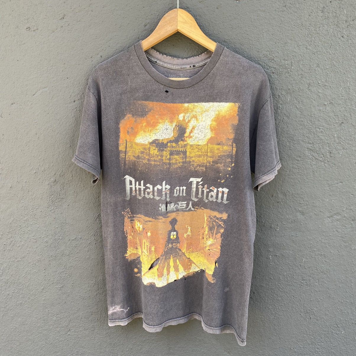 Anime Thrashed Distressed Faded Attack on Titan ERD GRUNGE TSHIRT Size US M / EU 48-50 / 2 - 1 Thumbnail