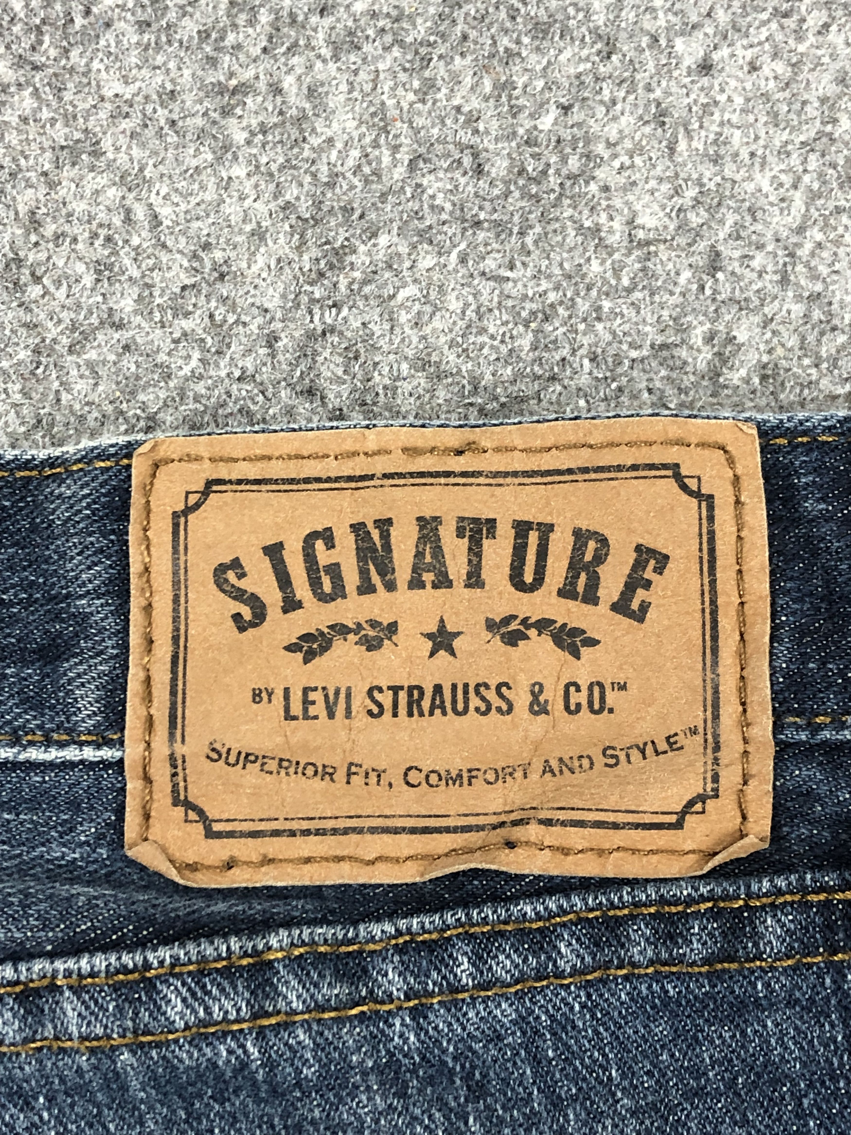 Levi's × Vintage Vintage Levis Signature Faded Blue Jeans Size US 34 / EU 50 - 5 Thumbnail