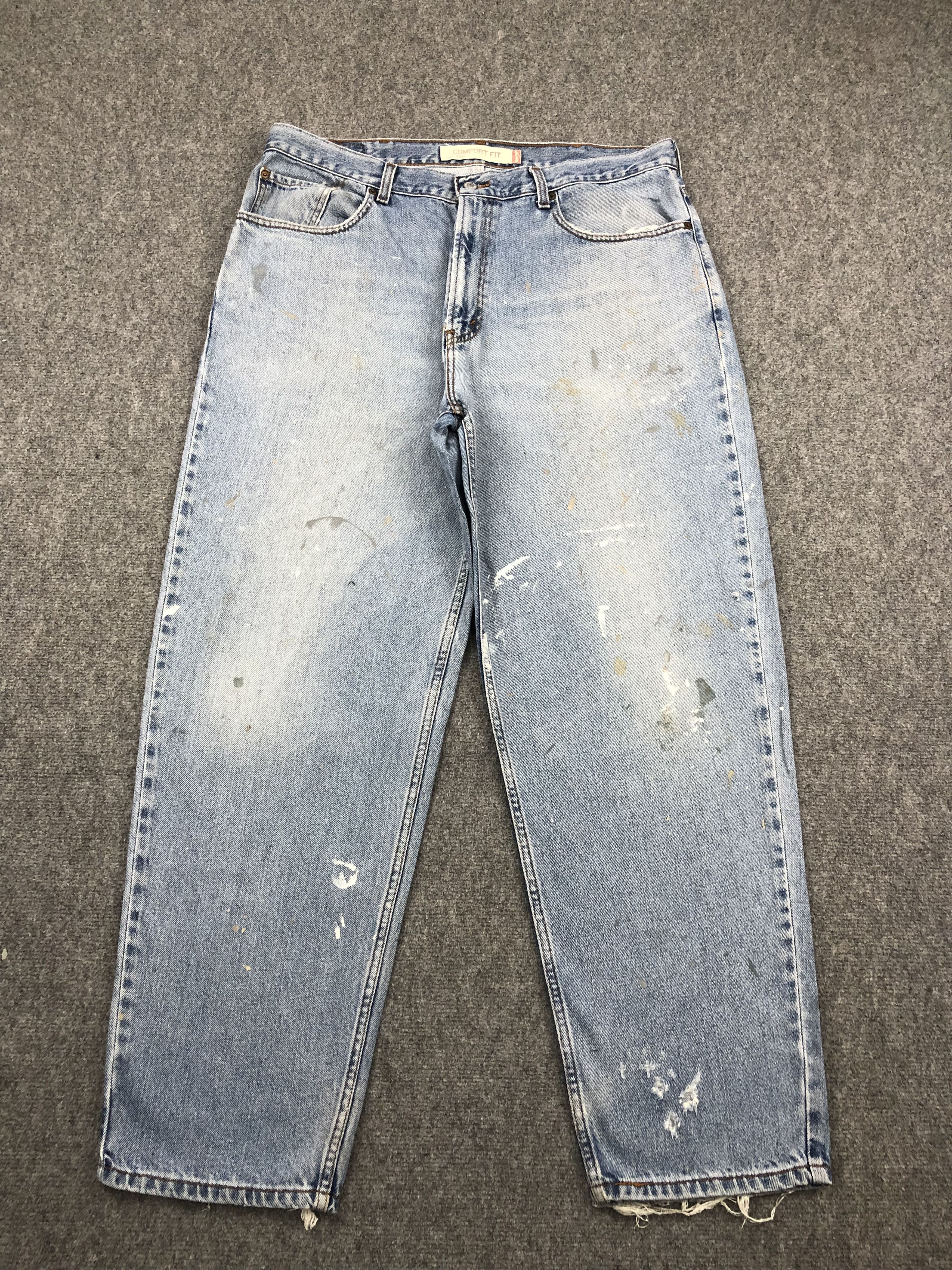 image of Levis 560 Faded Blue Jeans in Blue Denim, Men's (Size 39)