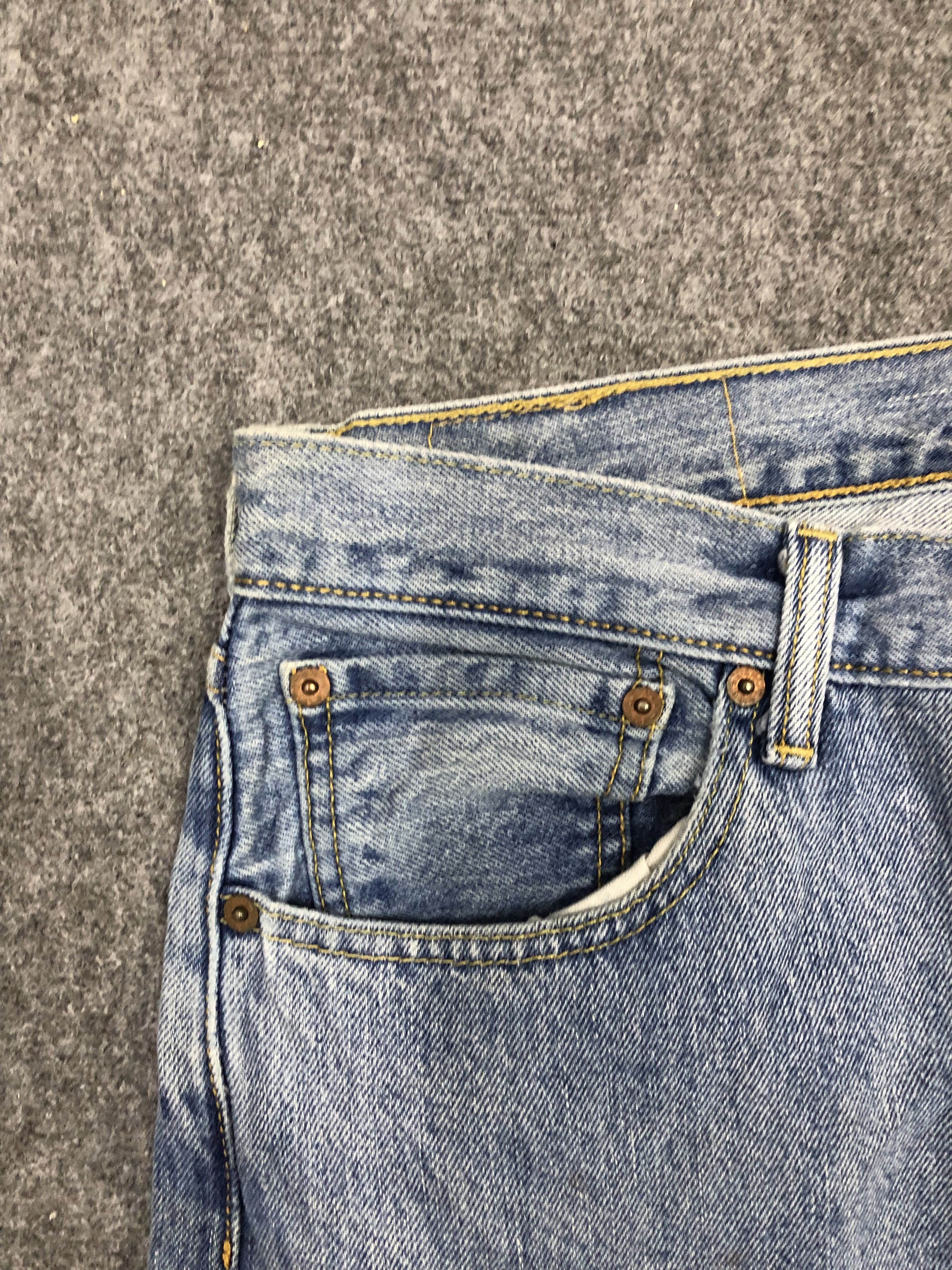 Levi's Vintage Levis 501 Light Blue Jeans DP1210 Size US 36 / EU 52 - 10 Thumbnail