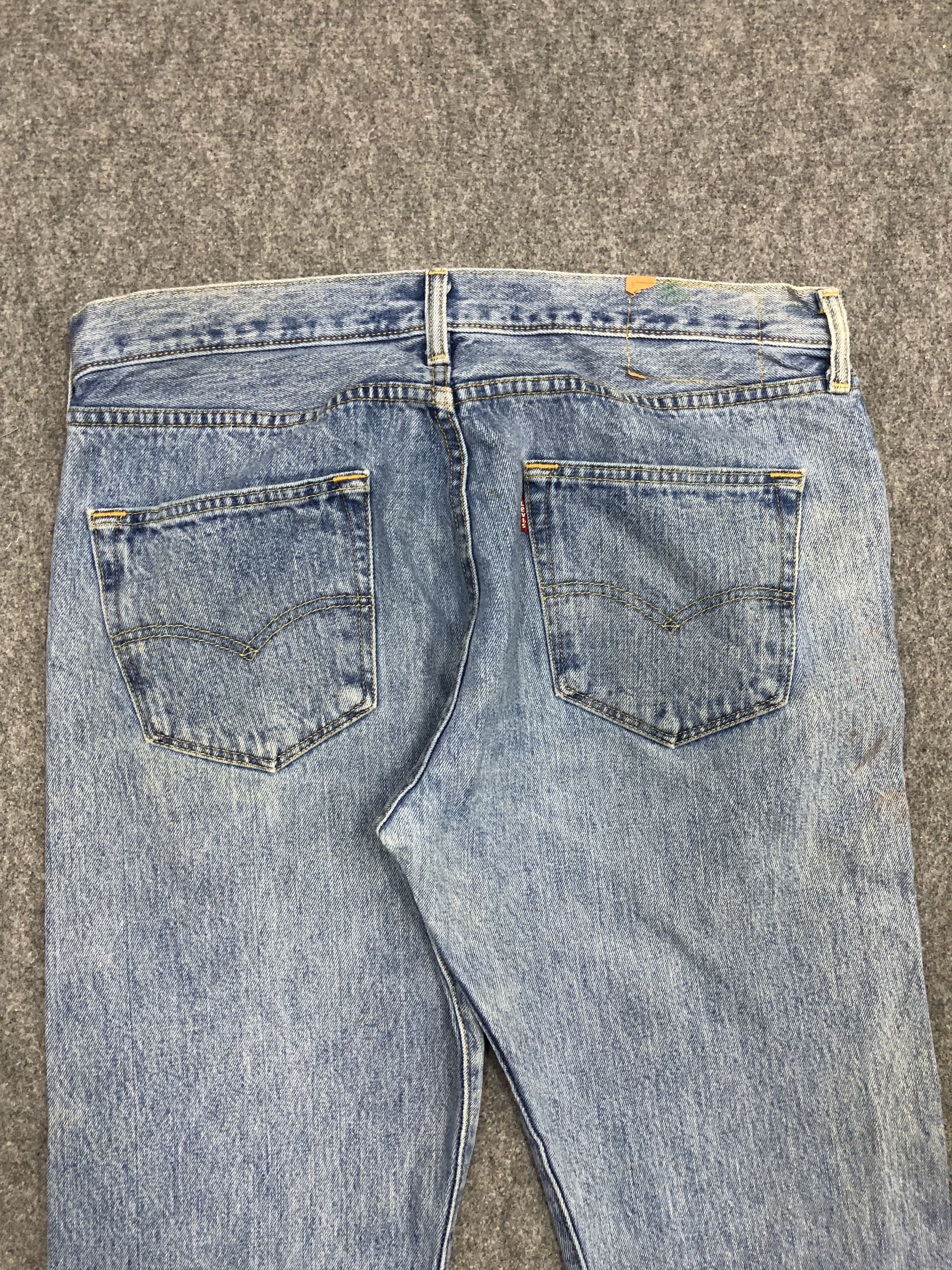 Levi's Vintage Levis 501 Light Blue Jeans DP1210 Size US 36 / EU 52 - 4 Thumbnail