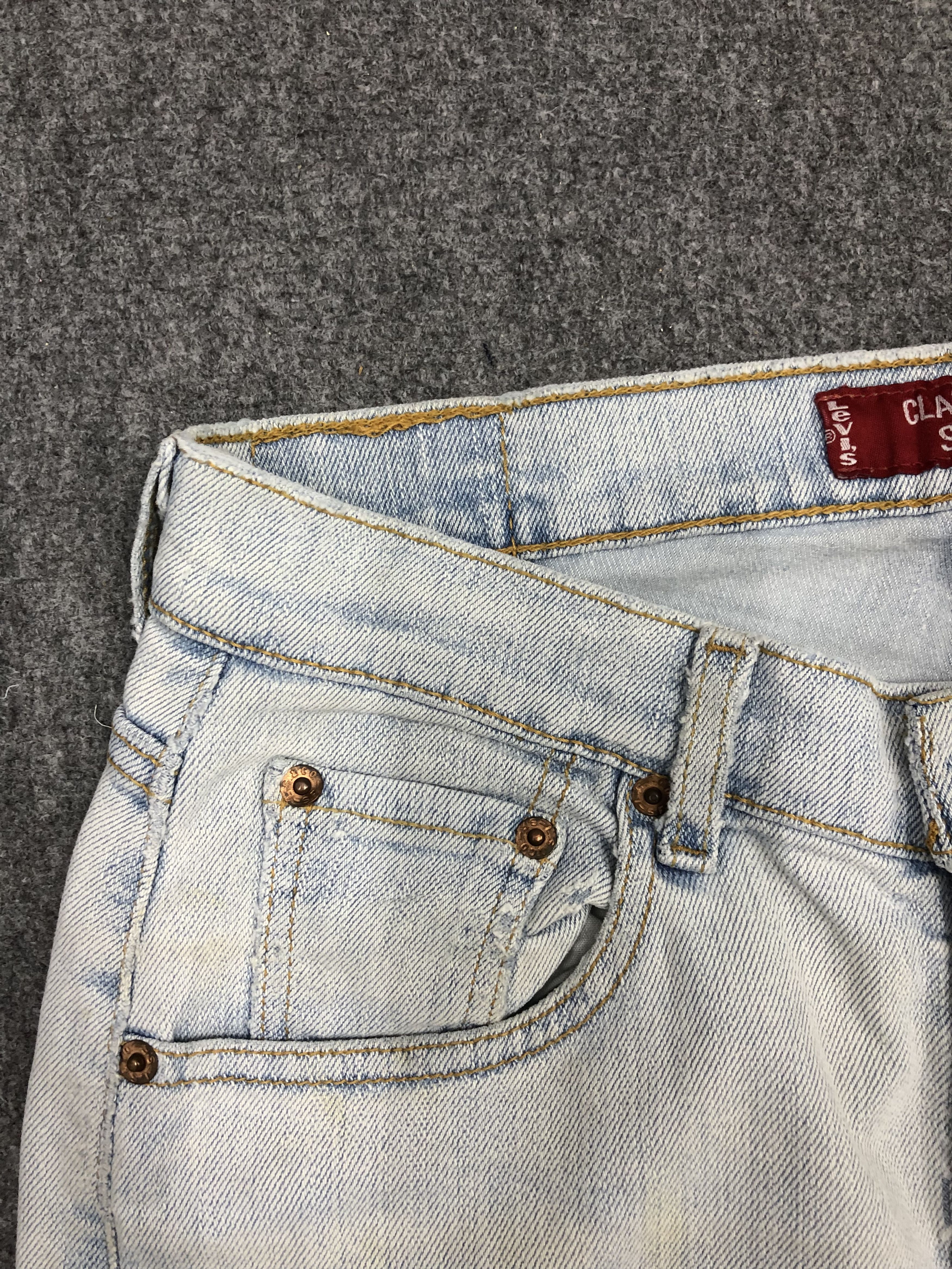 Levi's Vintage Dirty Levis Light Wash Jeans DP1215 Size US 30 / EU 46 - 8 Thumbnail