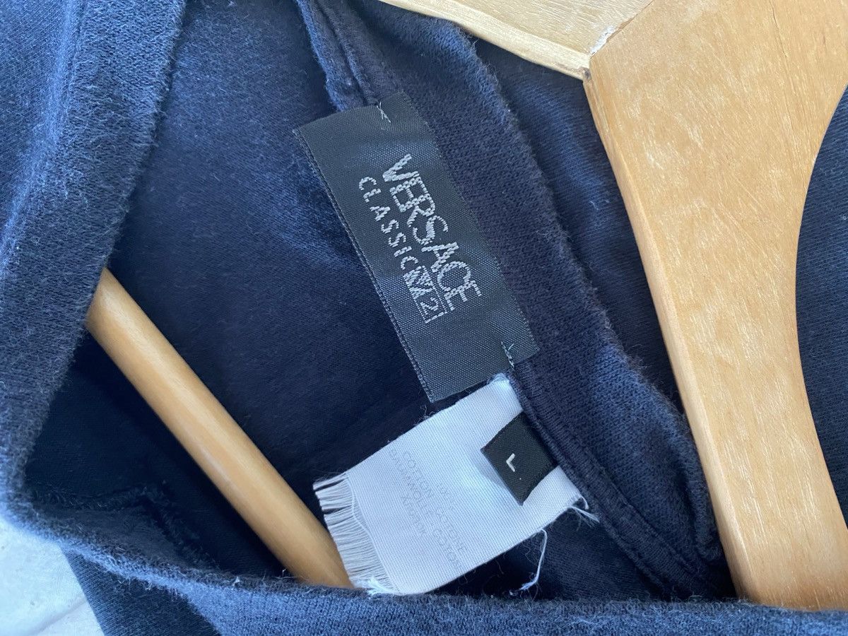 Versace × Vintage SS Versace Classic V2 vneck tshirt Size US L / EU 52-54 / 3 - 6 Thumbnail
