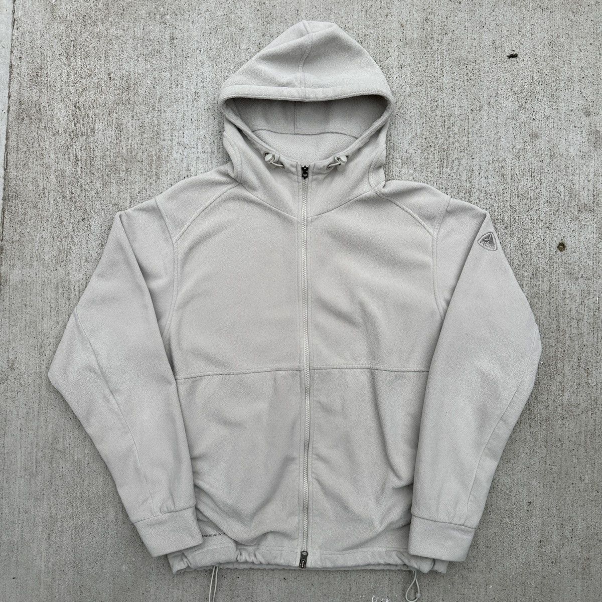 RARE vintage acg zip fleece 🌪️
