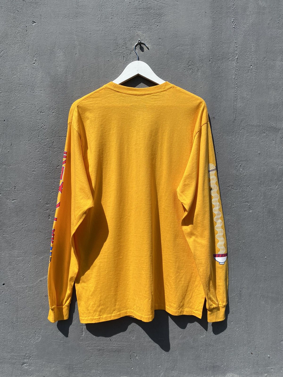 Anime × Japanese Brand × Vintage RARE Vintage 2000s NARUTO ICHIRAKU RAMEN Anime Longsleeve Size US L / EU 52-54 / 3 - 6 Thumbnail
