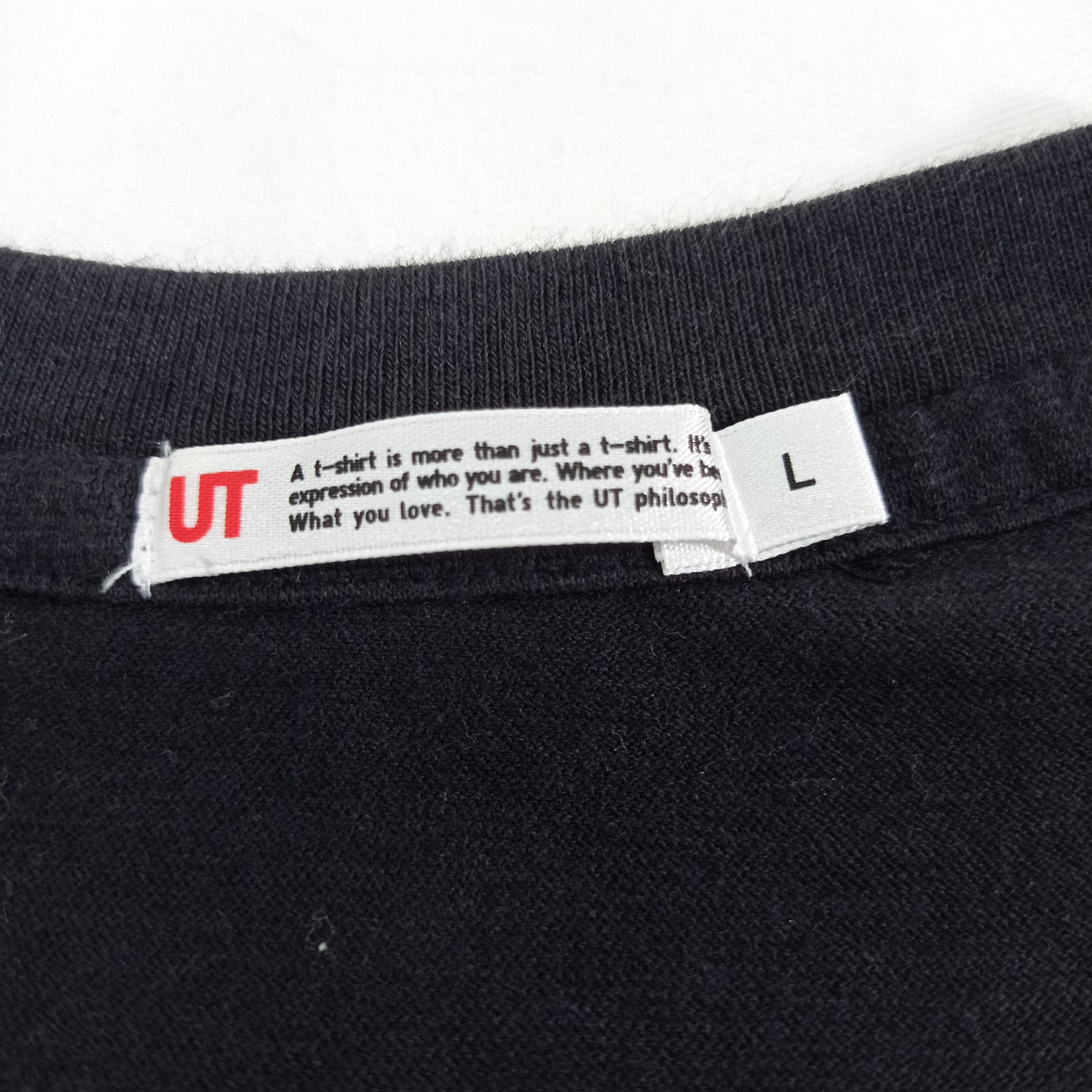 Japanese Brand × Uniqlo Uniqlo Kanji Letter T Shirts Size US M / EU 48-50 / 2 - 7 Thumbnail