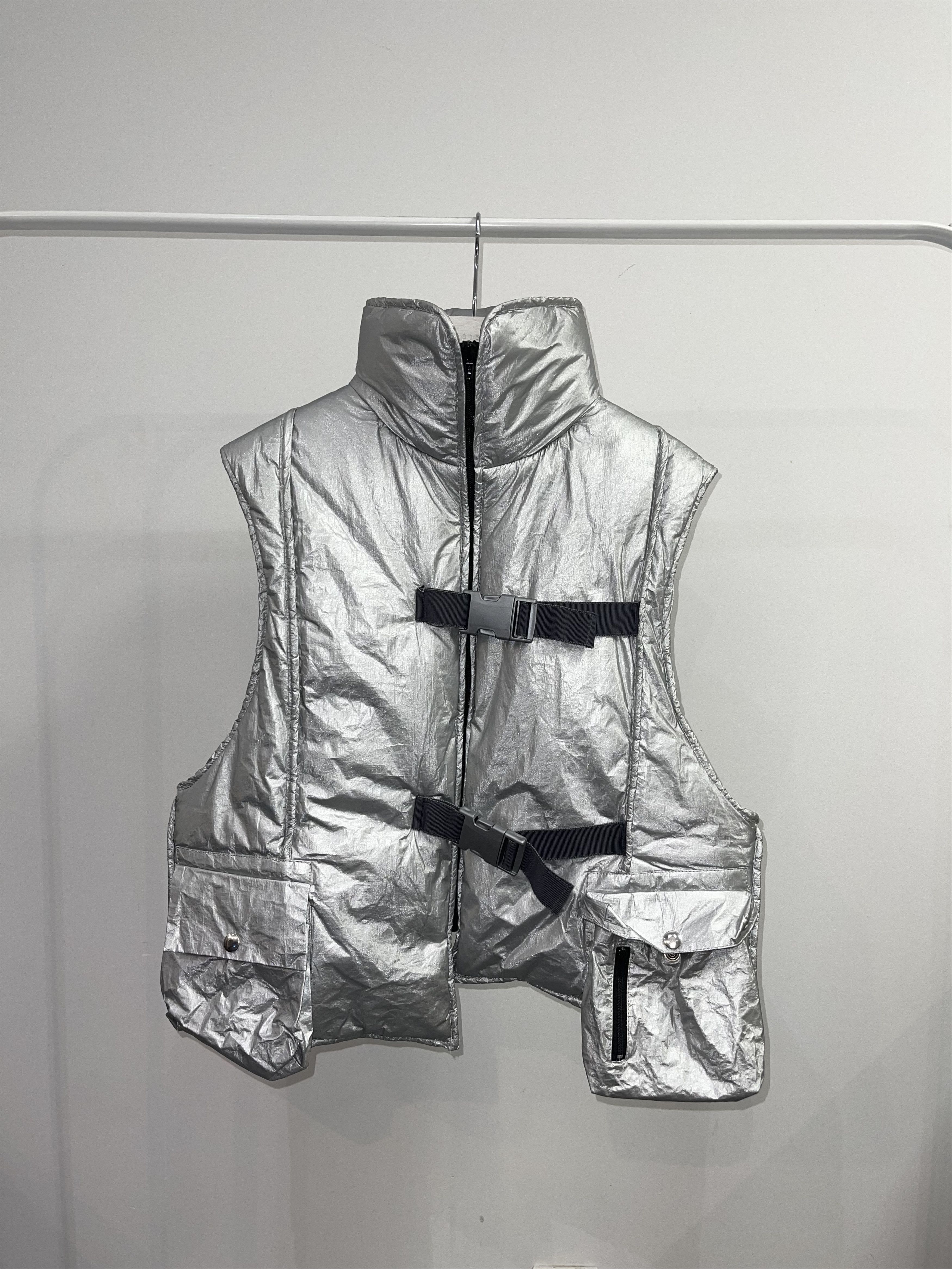 A-COLD-WALL* A-COLD-WALL* Utility Padded Technical Vest Size US M / EU 48-50 / 2 - 1 Thumbnail