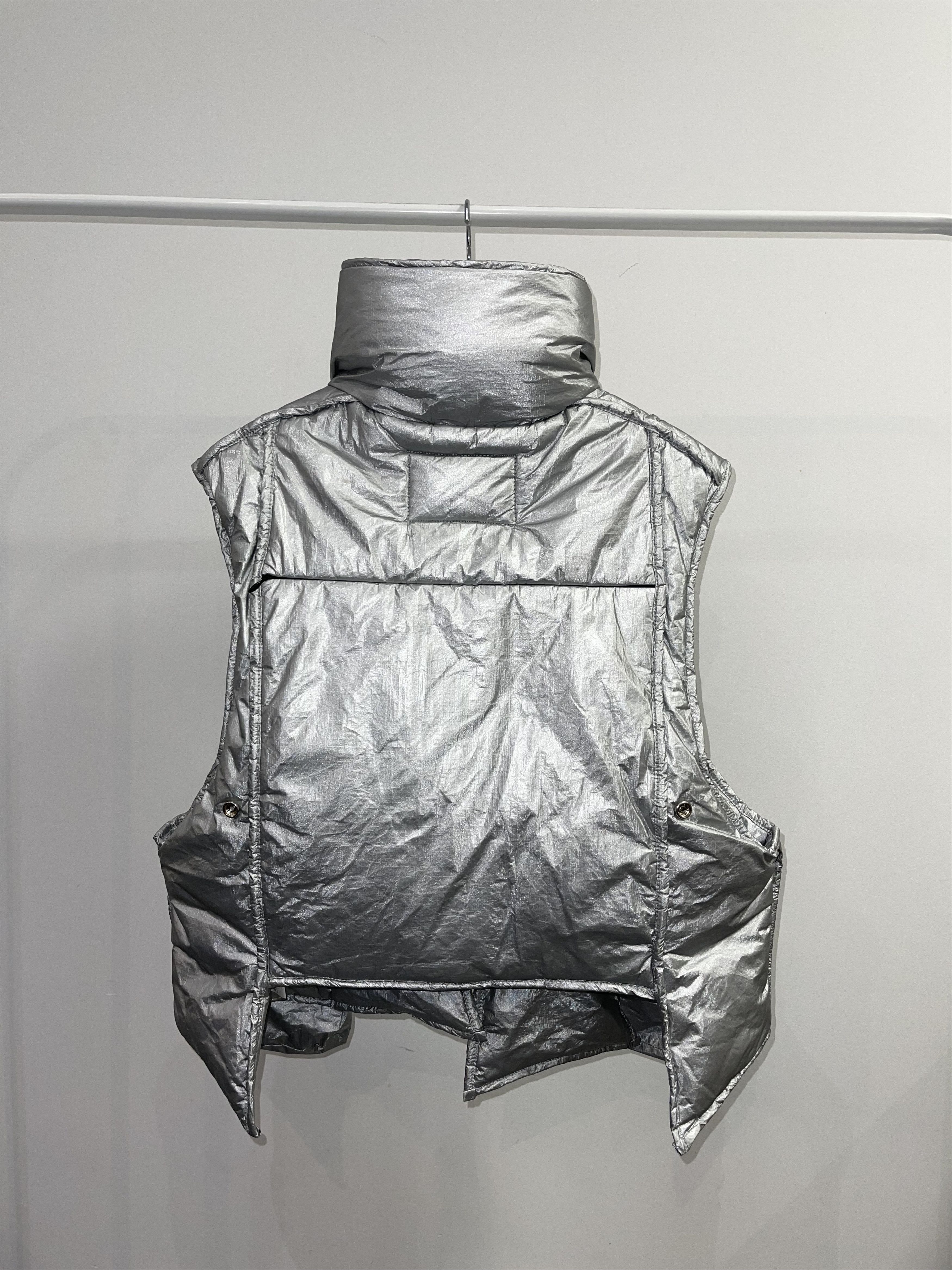 A-COLD-WALL* A-COLD-WALL* Utility Padded Technical Vest Size US M / EU 48-50 / 2 - 4 Thumbnail