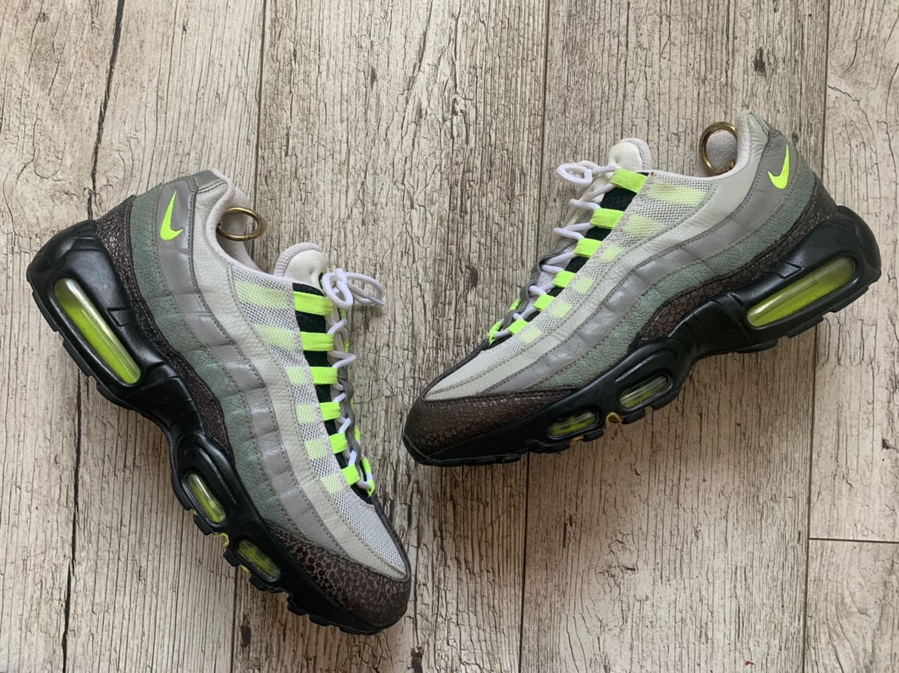 Nike × atmos Air Max 95 OG Prm Neon Safari 2015 Tn 90 Jordan1 Bw Zoom Size US 10.5 / EU 43-44 - 2 Thumbnail