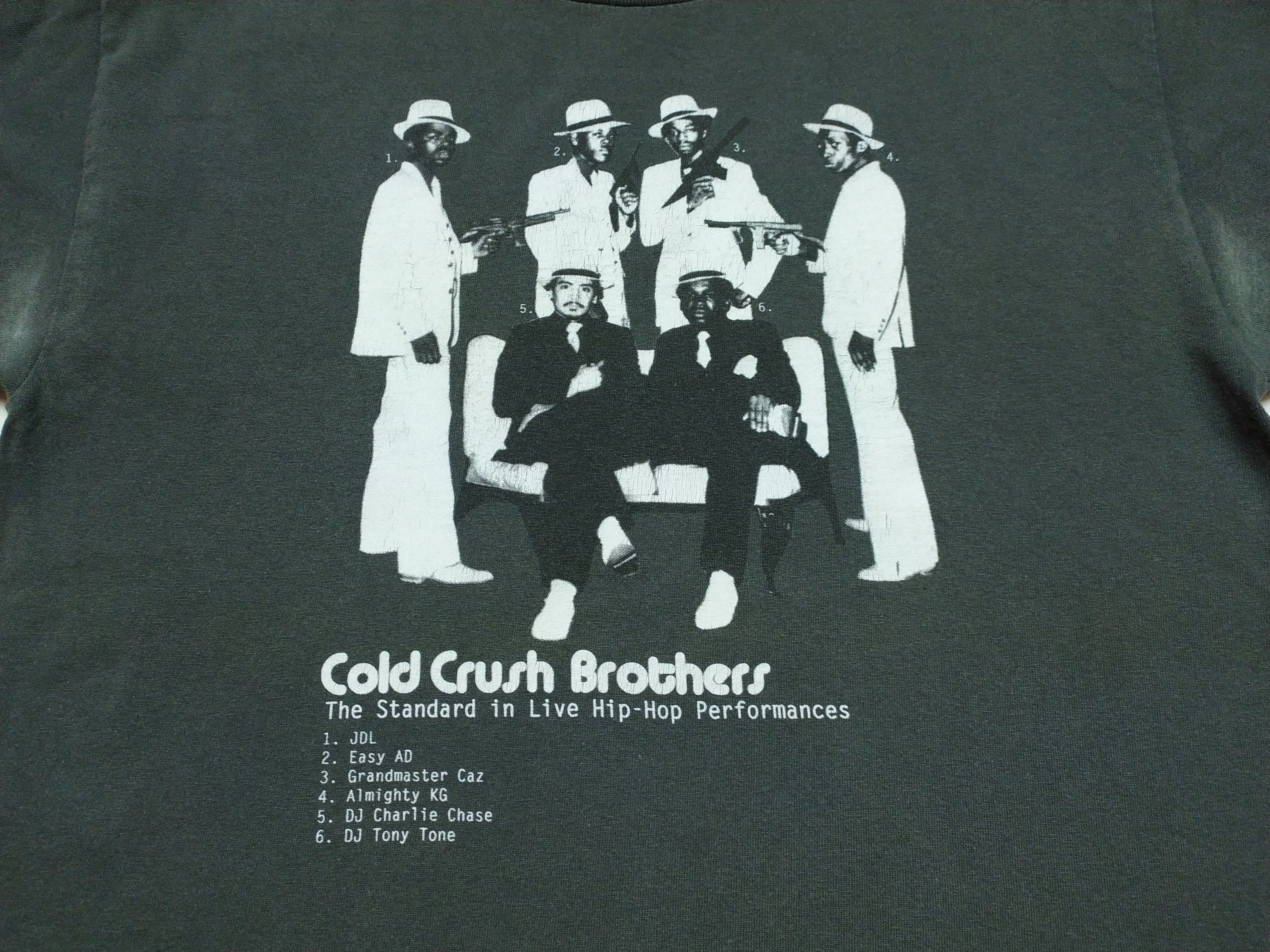 Vintage Vintage 90s The Cold Crush Brothers T-shirt Size US M / EU 48-50 / 2 - 3 Thumbnail