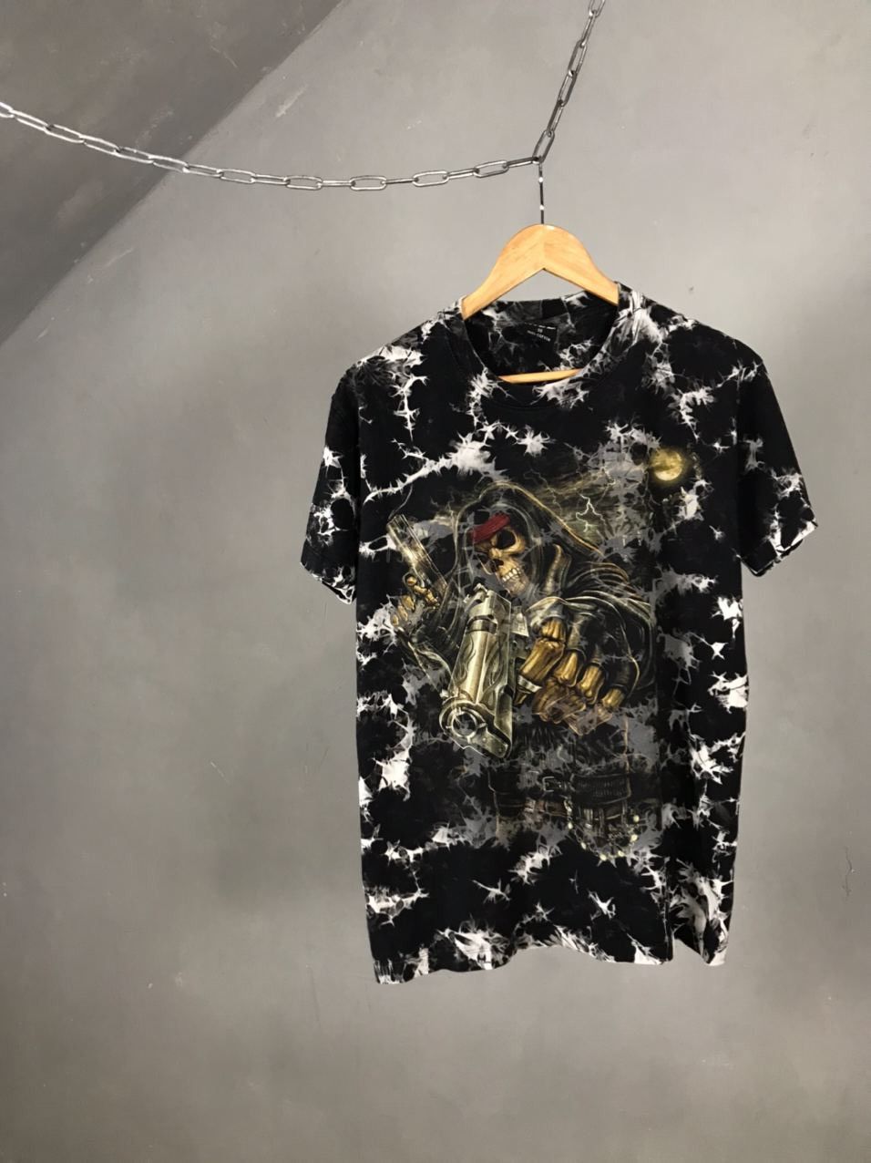 Vintage Vintage rock skull skeleton tee Size US M / EU 48-50 / 2 - 1 Thumbnail
