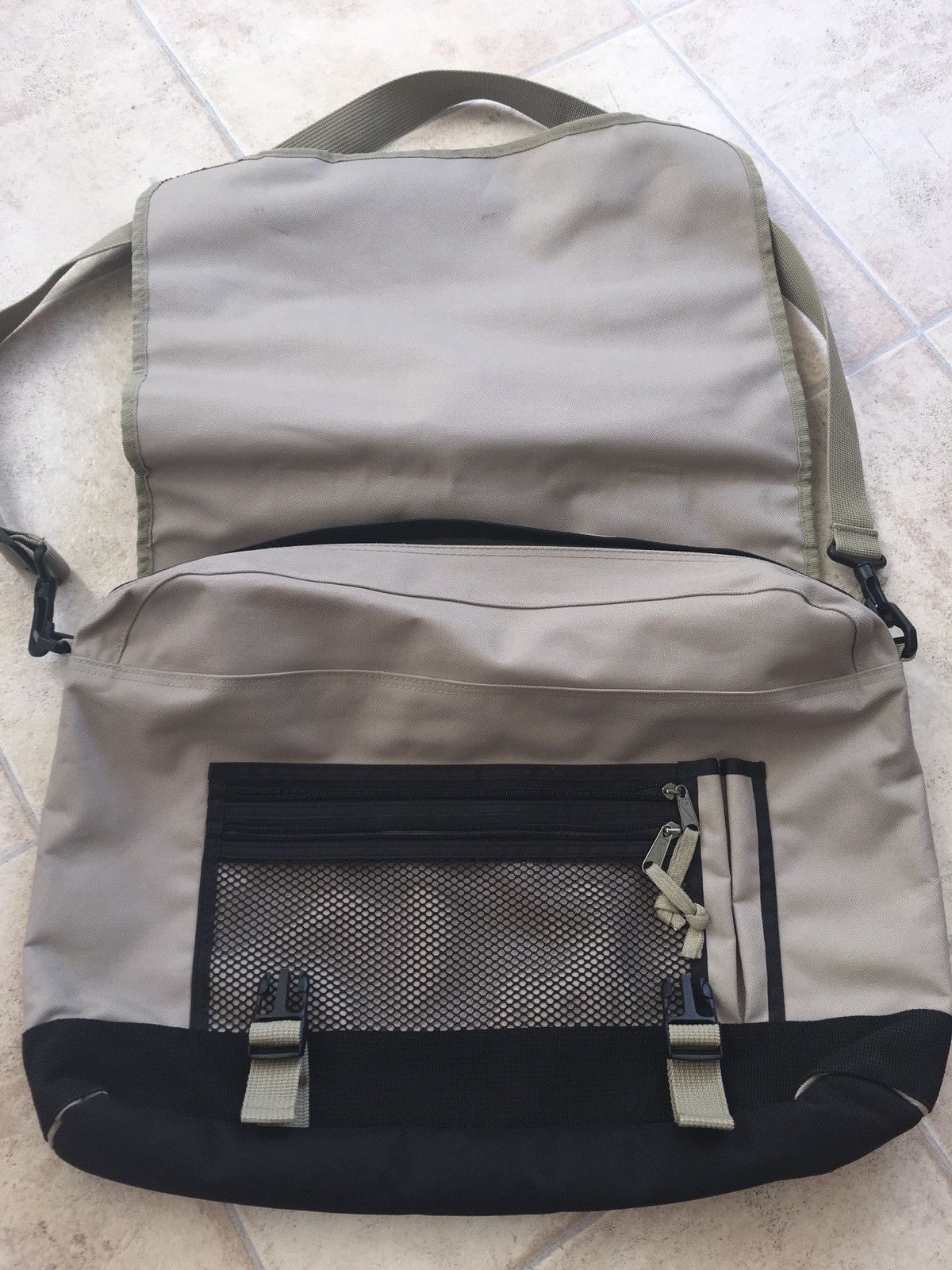 Nike ACG × Supreme 90s Messenger Jordan Carhartt ACG Size ONE SIZE - 6 Thumbnail