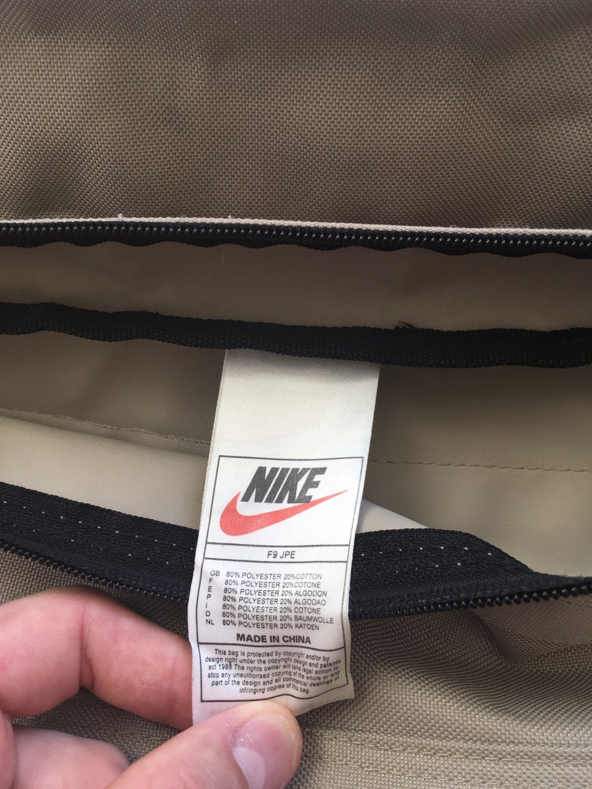 Nike ACG × Supreme 90s Messenger Jordan Carhartt ACG Size ONE SIZE - 3 Thumbnail