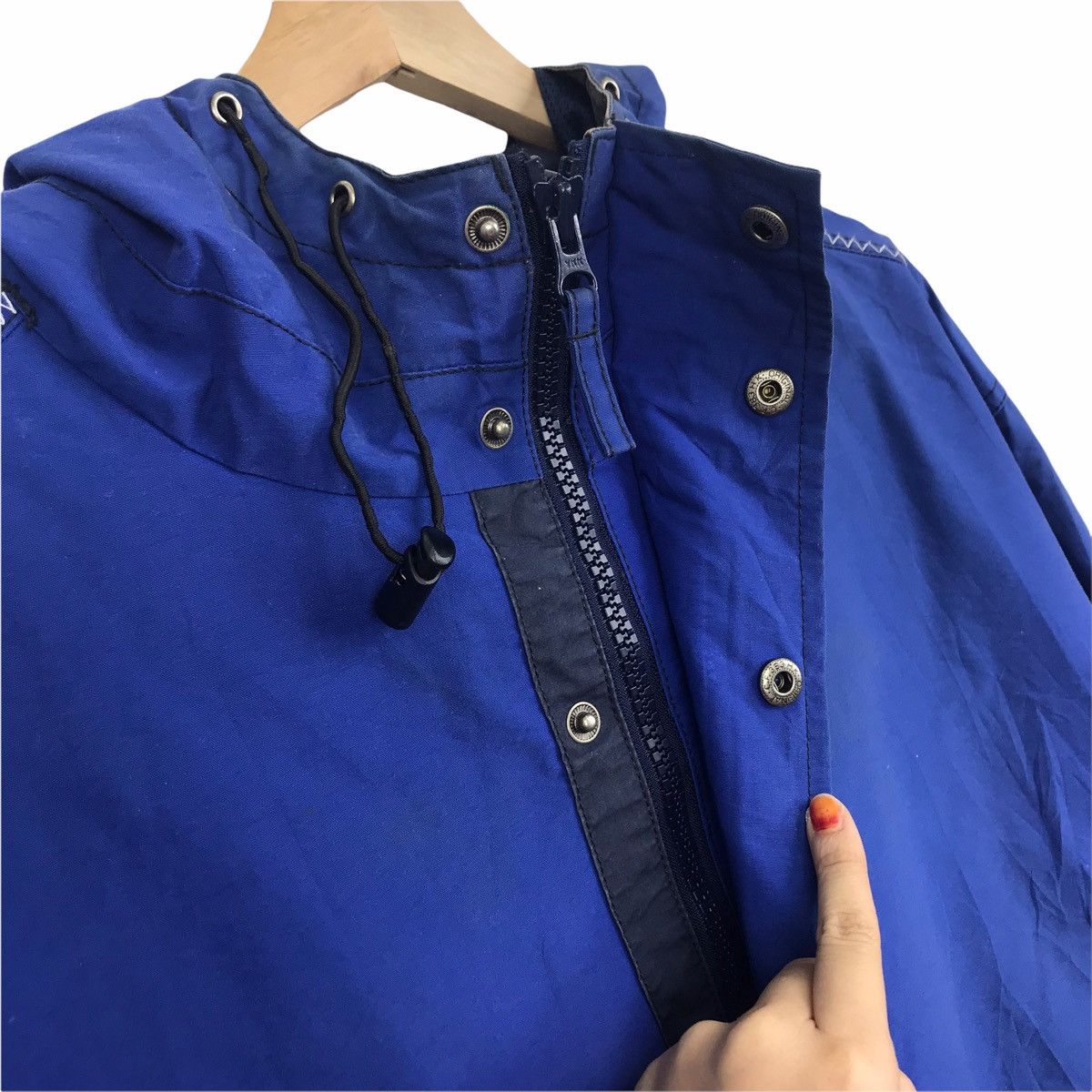 Tommy Hilfiger Vintage TOMMY HILFIGER Sailing Gear Blue Windbreaker Jacket Size US XXL / EU 58 / 5 - 5 Thumbnail