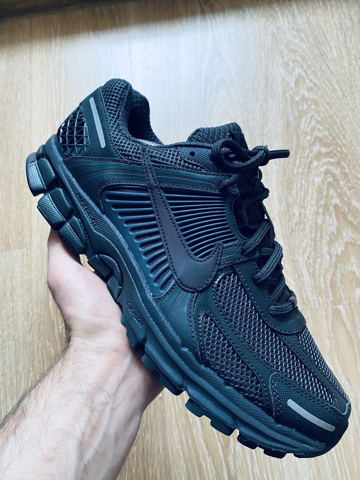 Nike NikeLab Air Zoom Vomero5 Size US 10.5 / EU 43-44 - 17 Thumbnail