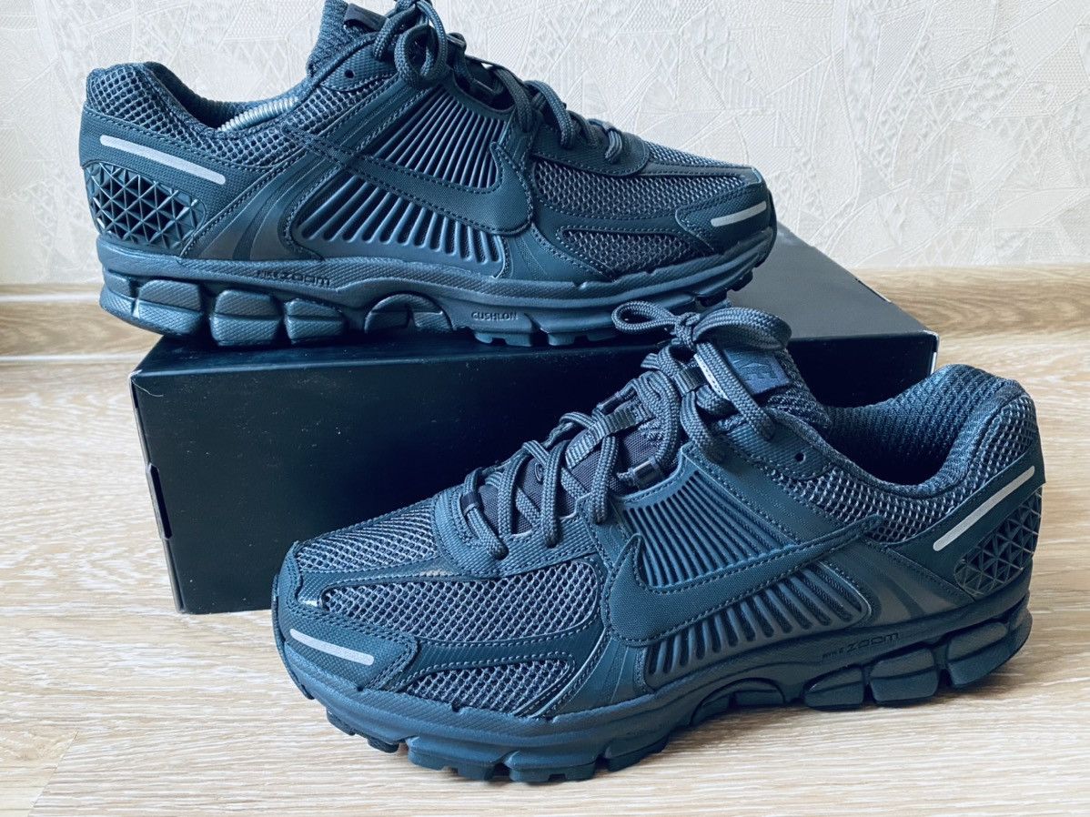 Nike NikeLab Air Zoom Vomero5 Size US 10.5 / EU 43-44 - 5 Thumbnail