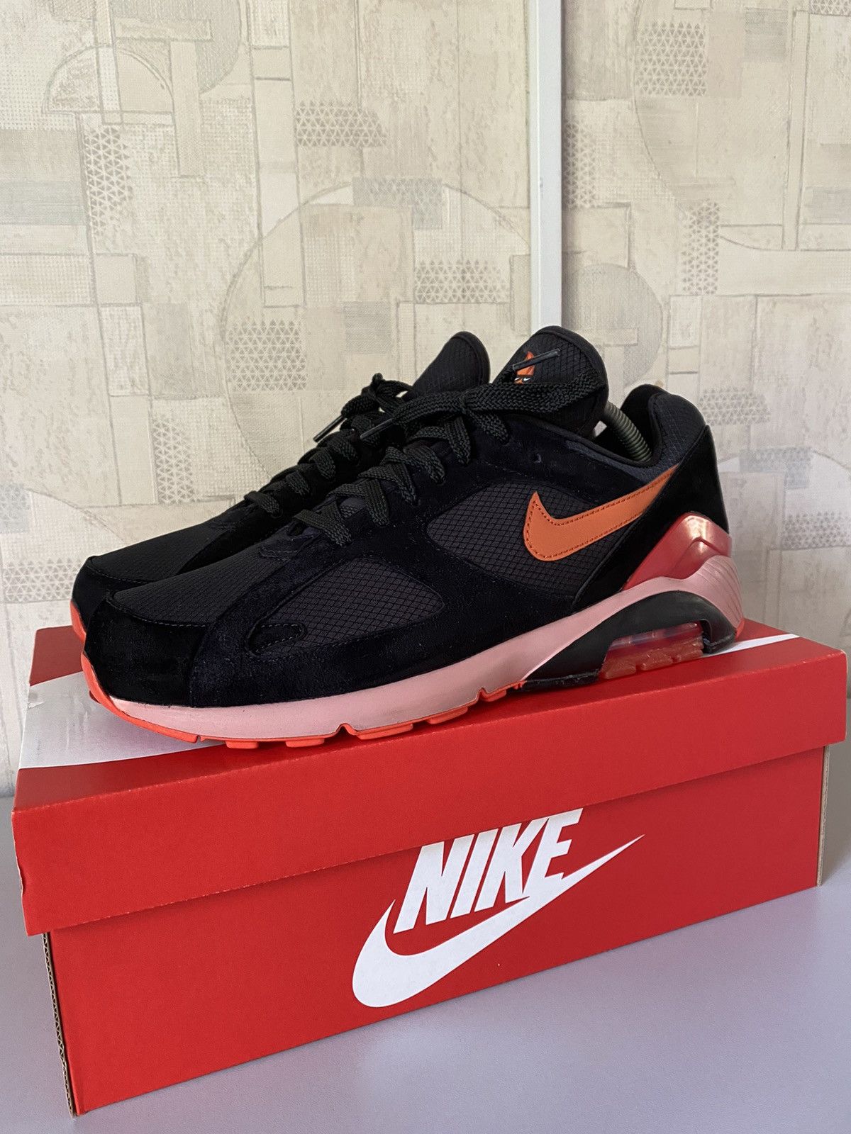 image of Nike Acg Nikelab Airmax 180 Fire 2018 Supreme Tn Stussy Acg Atmos Bw Shoes in Black (Size 10.5)