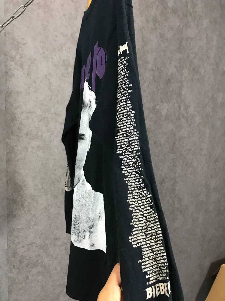 Band Tees Justin Bieber pop rap band tour longsleeve Size US M / EU 48-50 / 2 - 7 Thumbnail