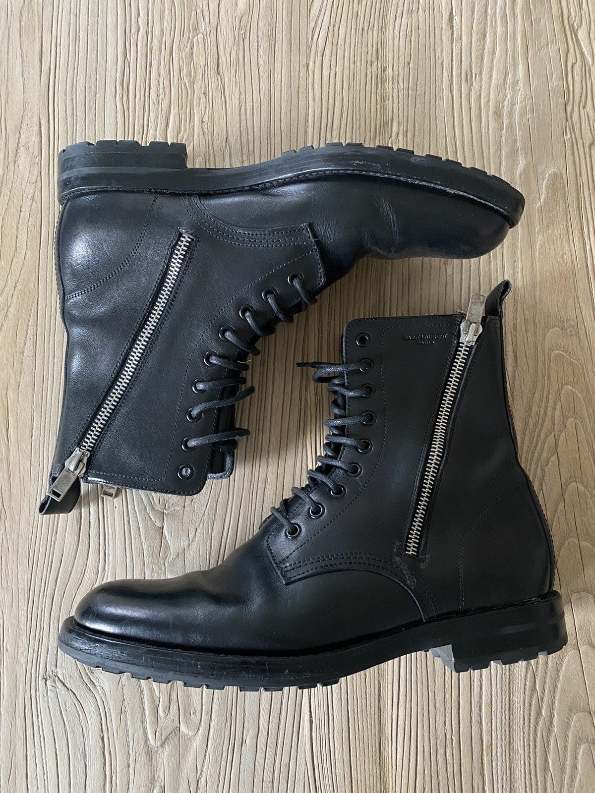 Saint laurent hot sale ranger boots