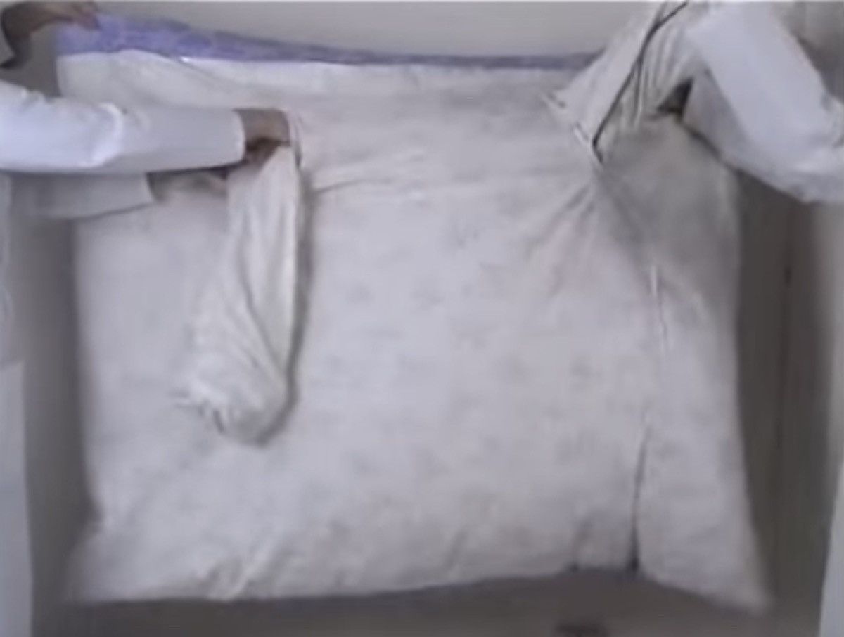 Maison Margiela 1999 Artisanal Upcycled Duvet Coat + Cover Size M / US 6-8 / IT 42-44 - 13 Thumbnail