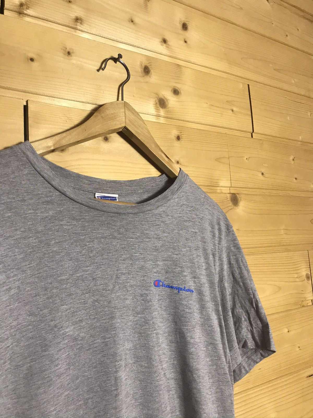 Champion Vintage Champion small logo t-shirt Size US L / EU 52-54 / 3 - 1 Thumbnail