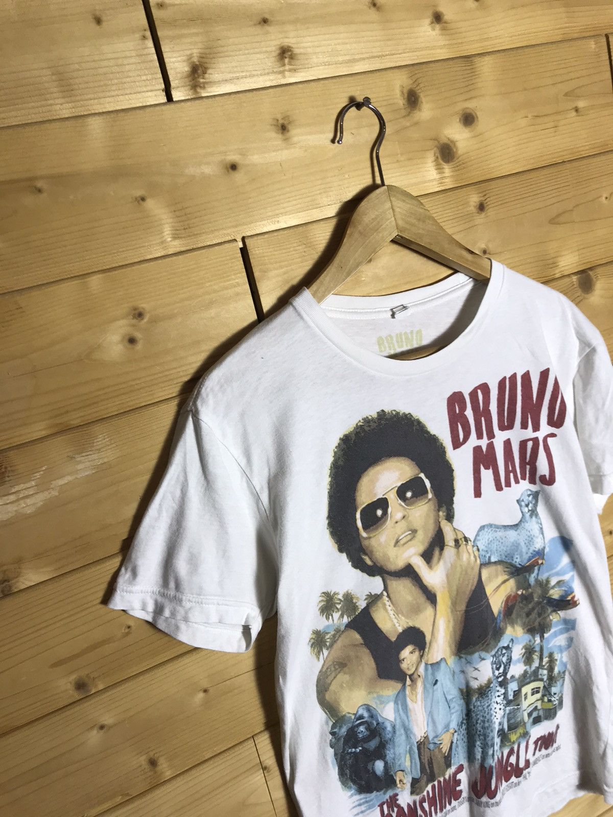 Band Tees Bruno Mars tour t-shirt Size US S / EU 44-46 / 1 - 2 Thumbnail