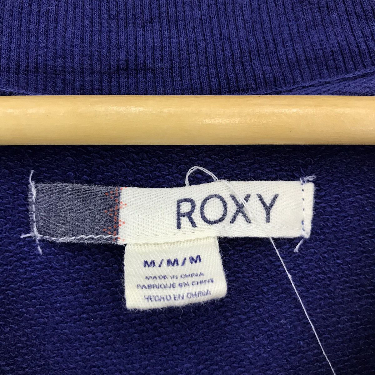 Vintage Vintage Roxy Sweatshirt 1990 Hawaii Beach Jumper Pullover Size US M / EU 48-50 / 2 - 10 Thumbnail
