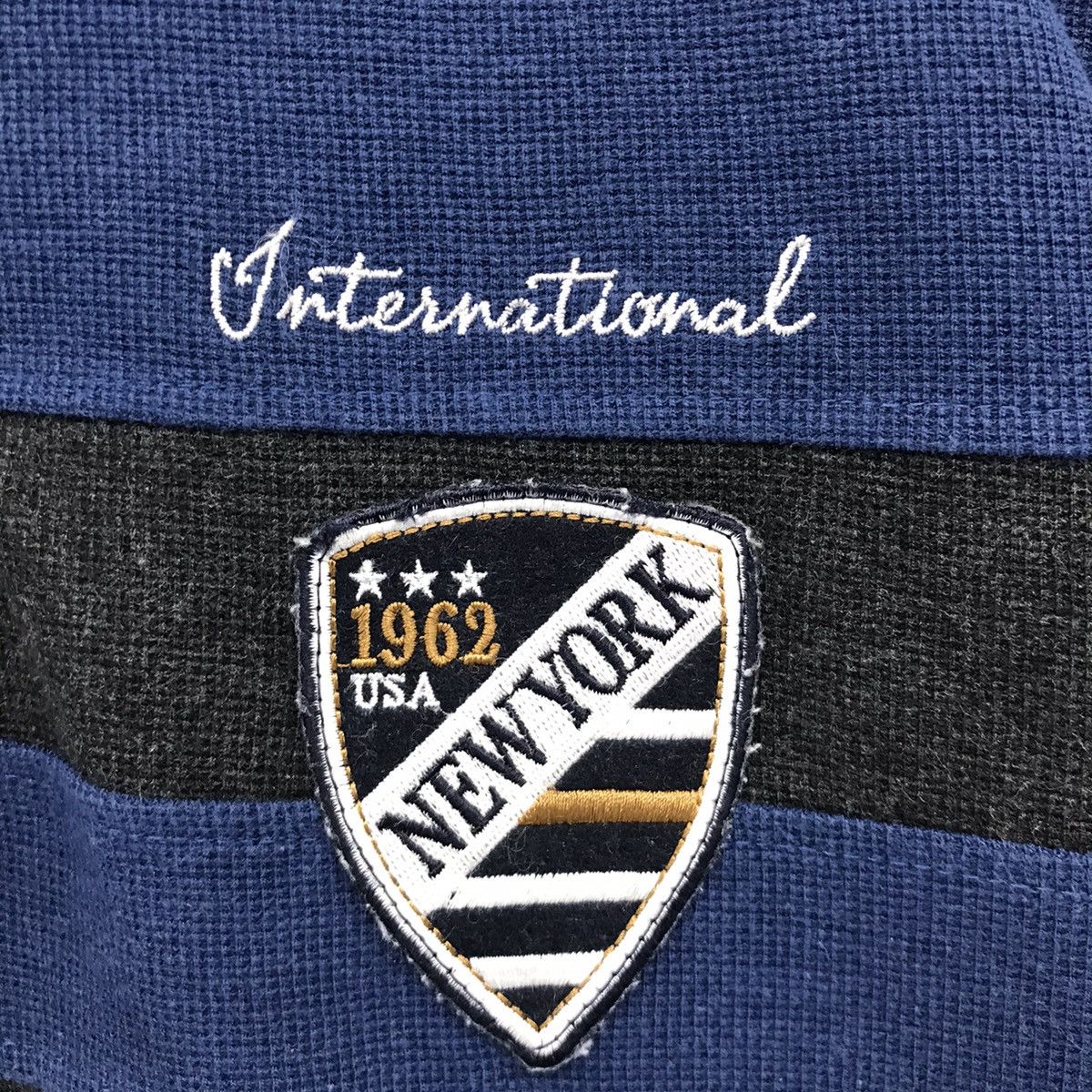 Japanese Brand × Vintage Rare!!! Vintage Santa Barbara sweatshirt pullover jumper Size US M / EU 48-50 / 2 - 3 Thumbnail