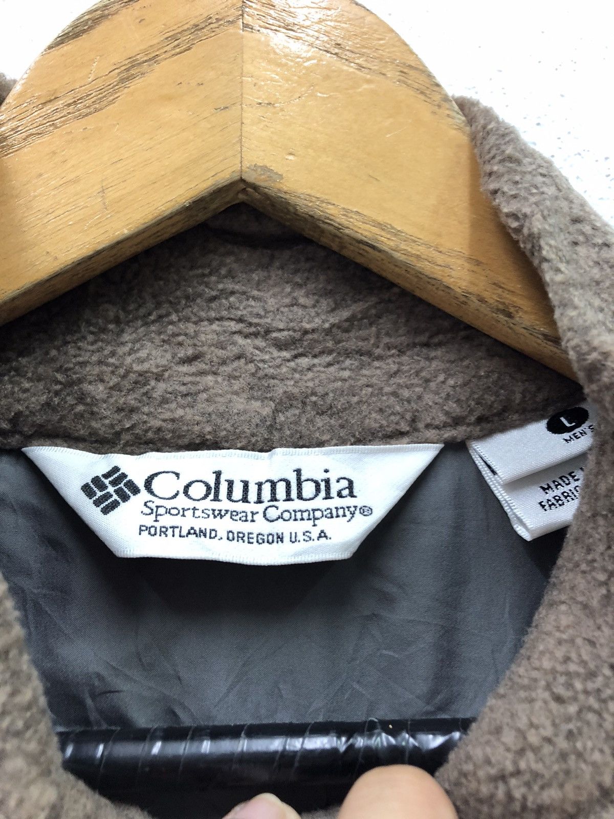 Columbia Vintage Columbia Small Logo Vest Jacket Size US L / EU 52-54 / 3 - 8 Thumbnail